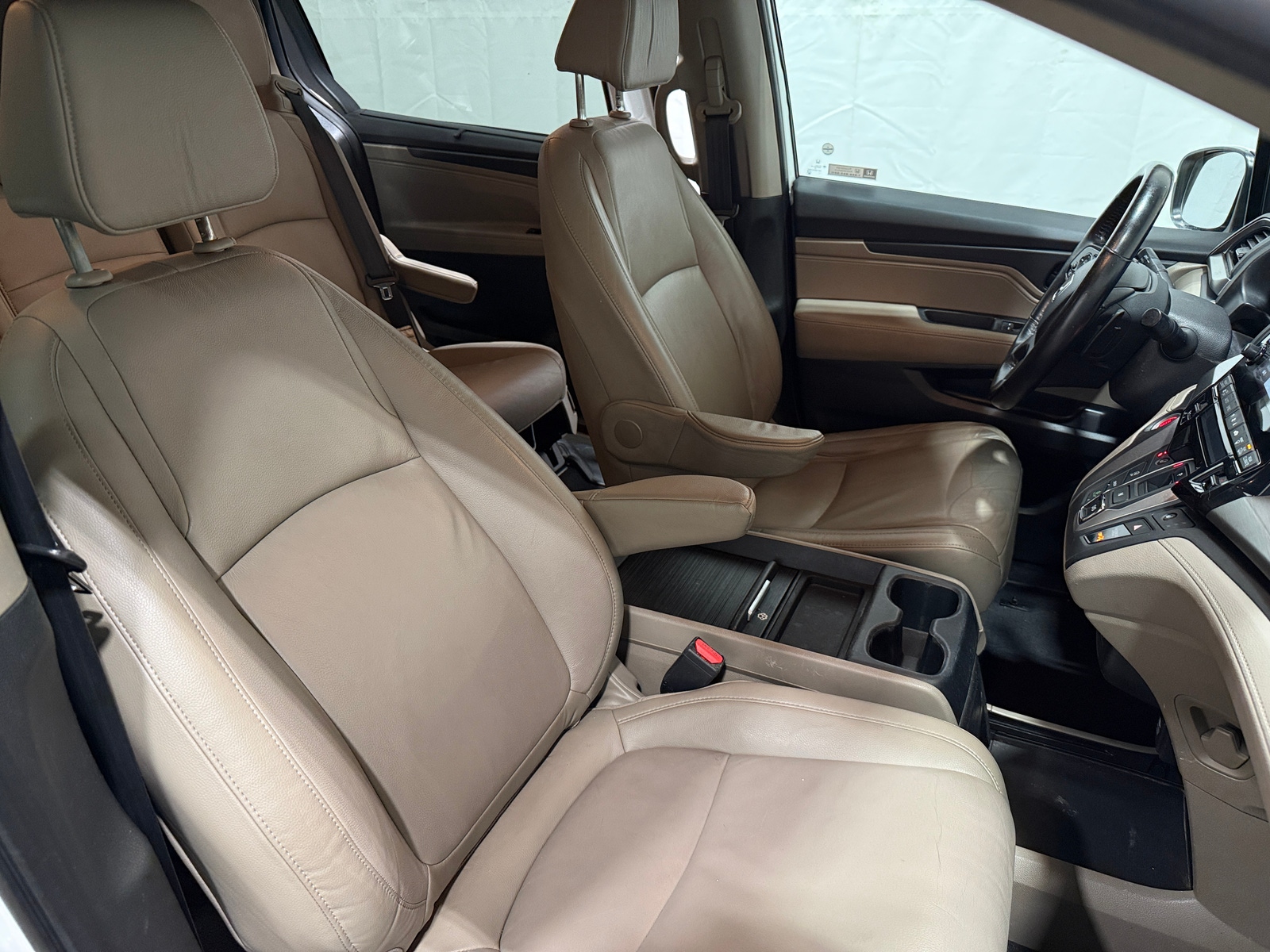 Thumbnail: 2020 Honda Odyssey - 2