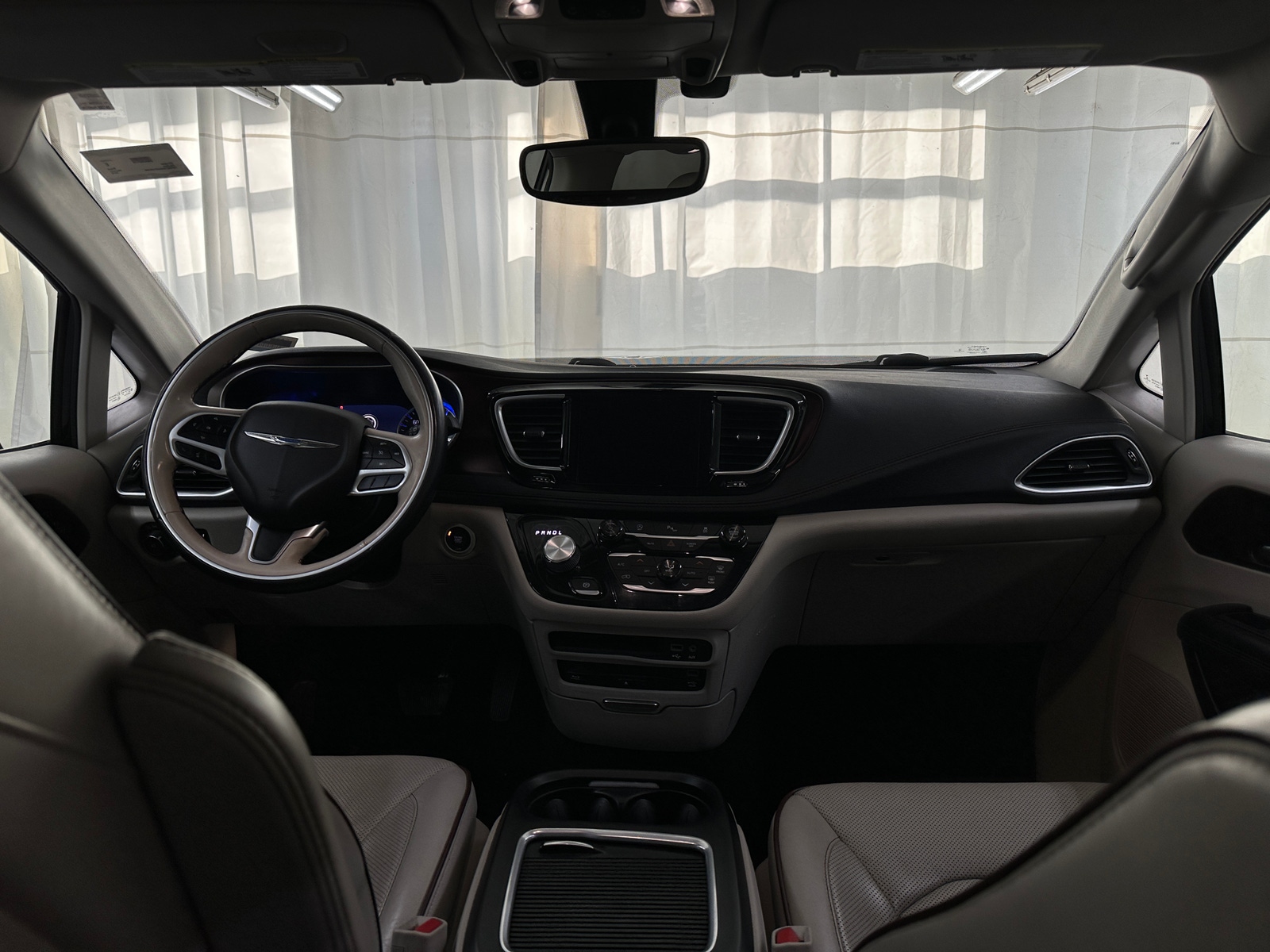 Thumbnail: 2018 Chrysler Pacifica - 2