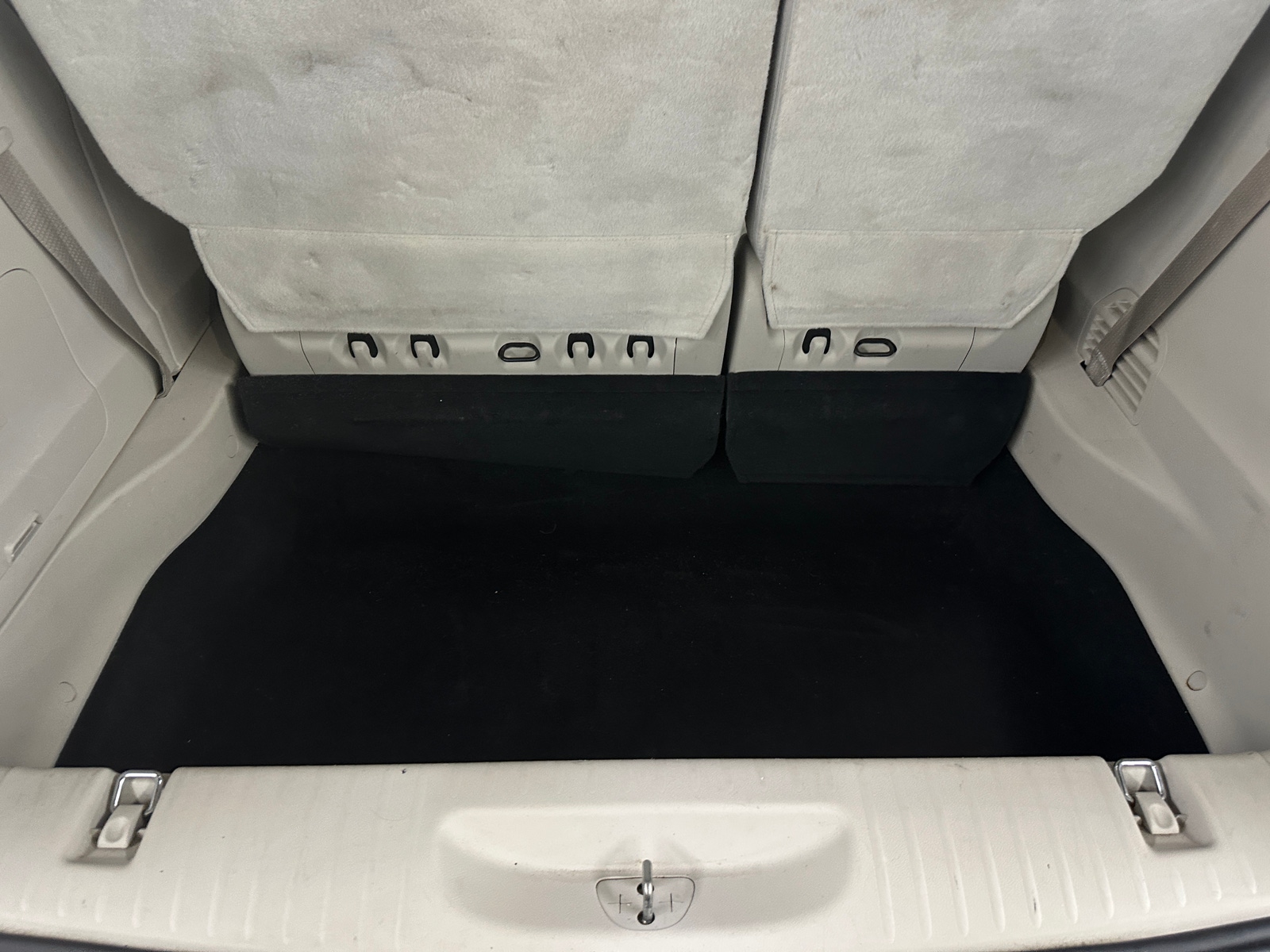 Thumbnail: 2018 Chrysler Pacifica - 6