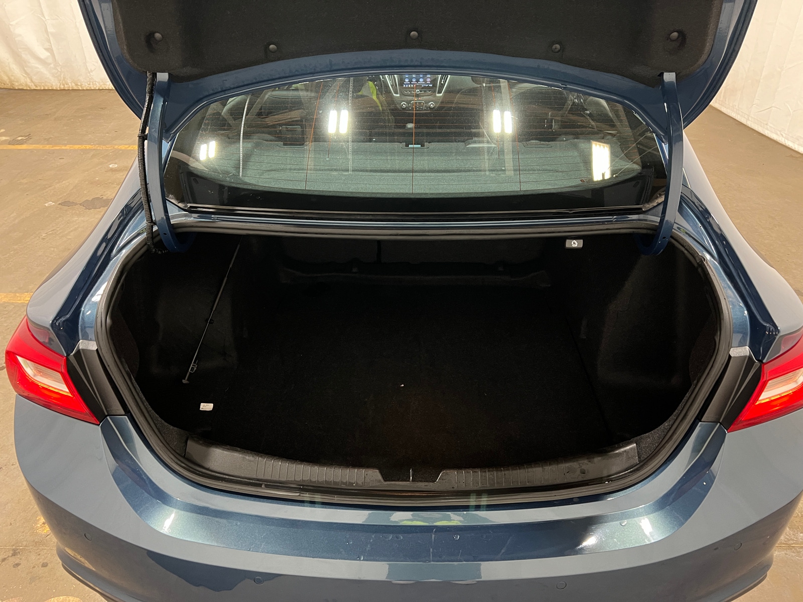 Thumbnail: 2024 Chevrolet Malibu - 7