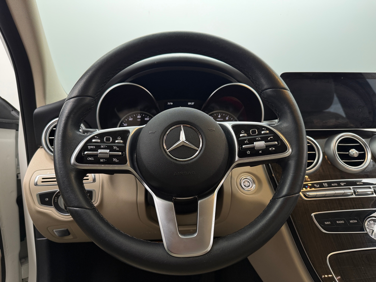 Thumbnail: 2020 Mercedes-Benz C-Class - 4