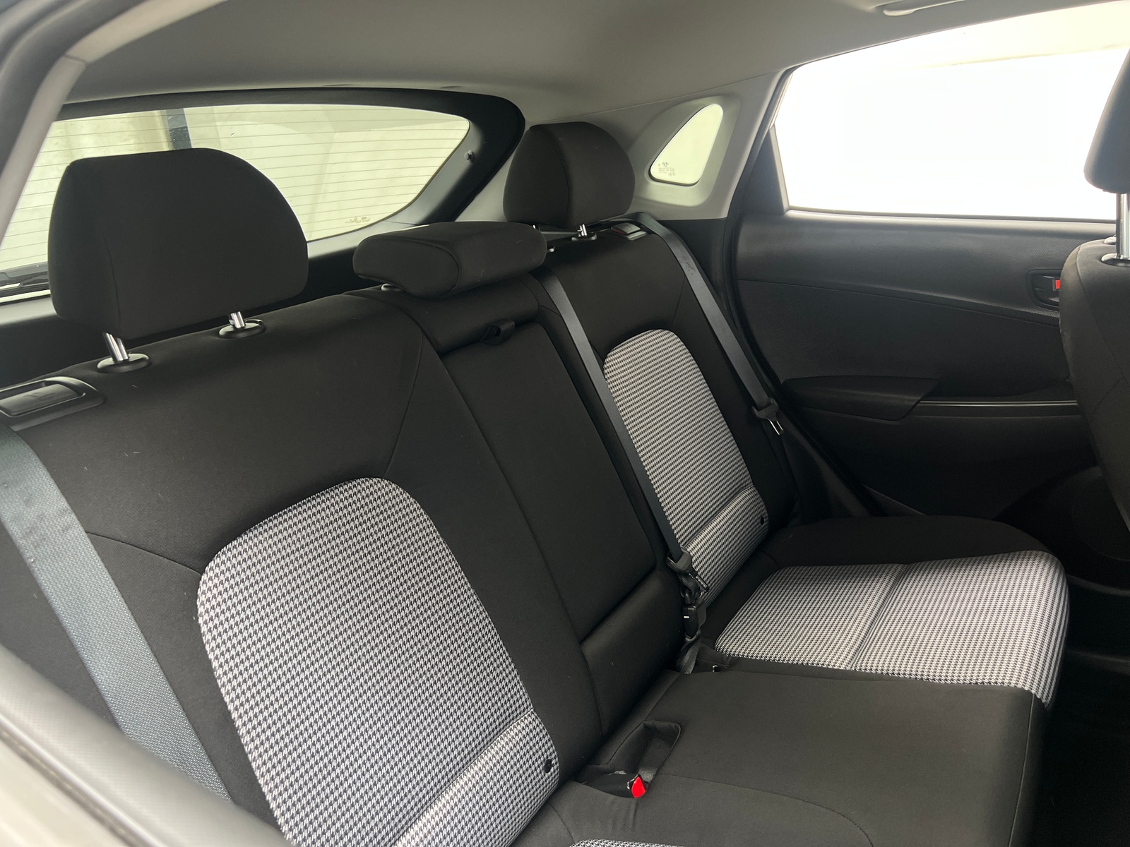 Thumbnail: 2021 Hyundai Kona - 6