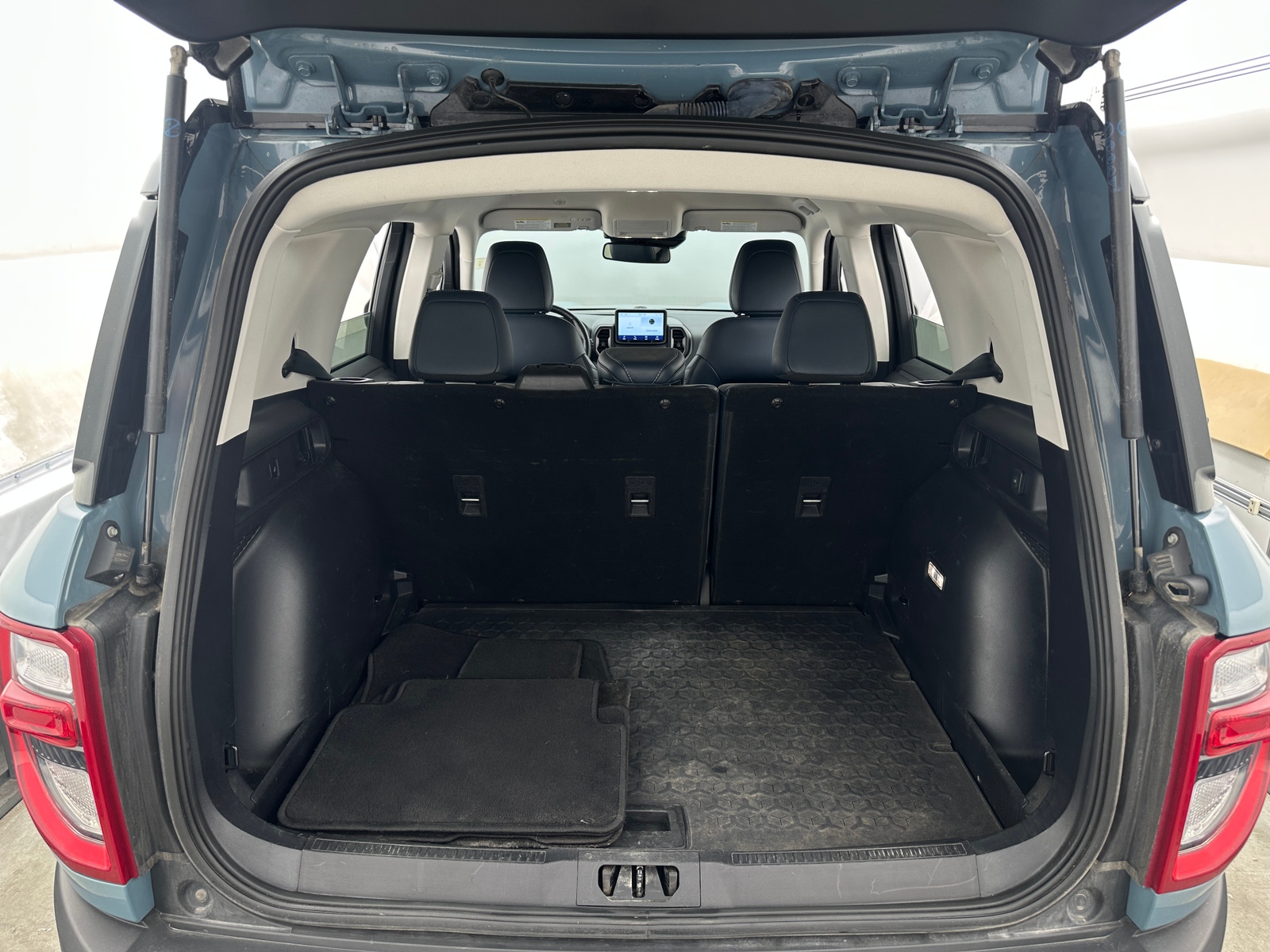 Thumbnail: 2022 Ford Bronco Sport - 6