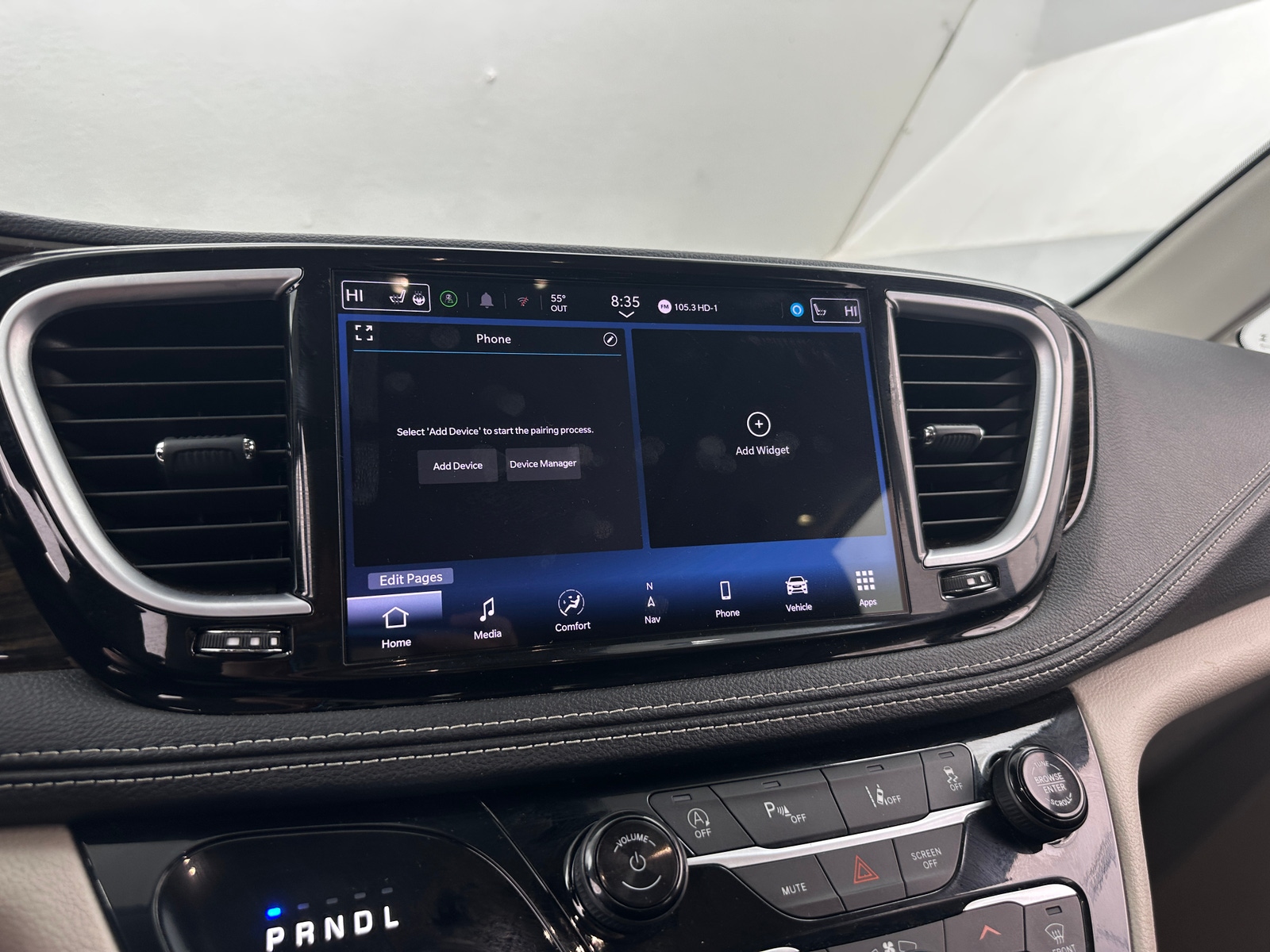 Thumbnail: 2024 Chrysler Pacifica - 3