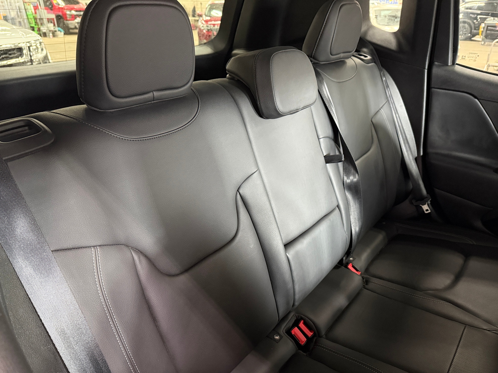 Thumbnail: 2020 Jeep Renegade - 5