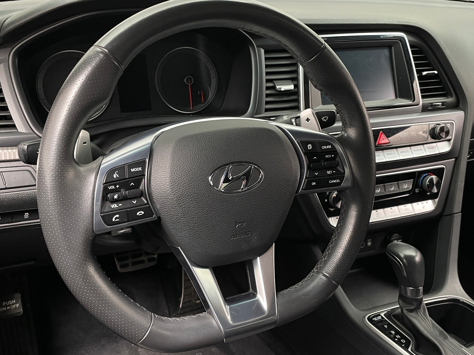 Thumbnail: 2018 Hyundai Sonata - 4