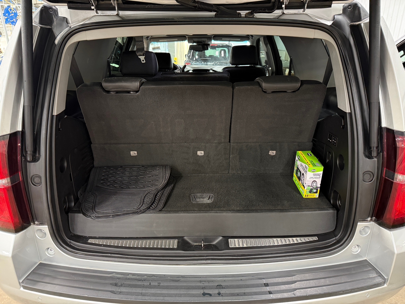 Thumbnail: 2020 Chevrolet Tahoe - 6