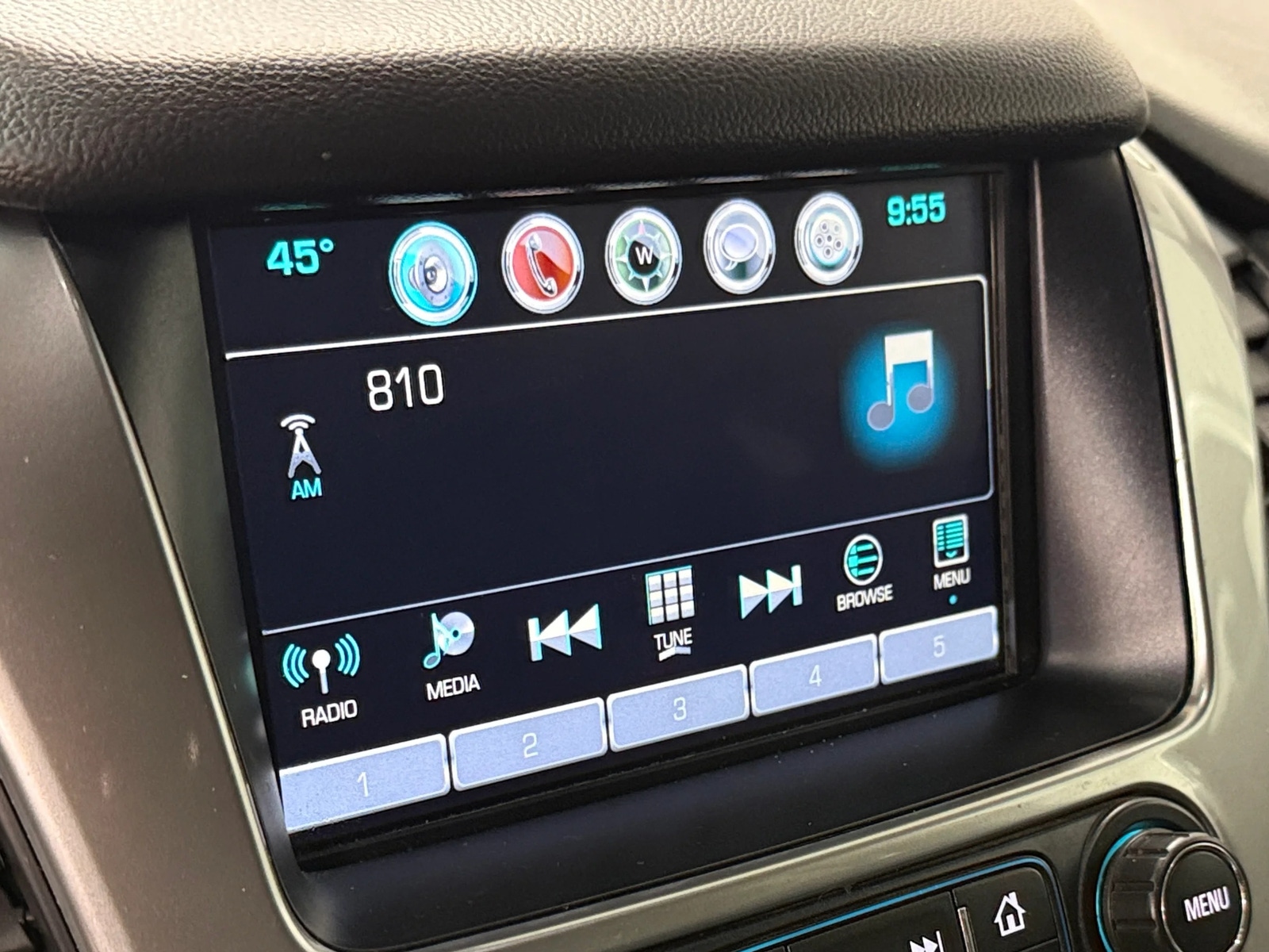 Thumbnail: 2020 Chevrolet Tahoe - 3