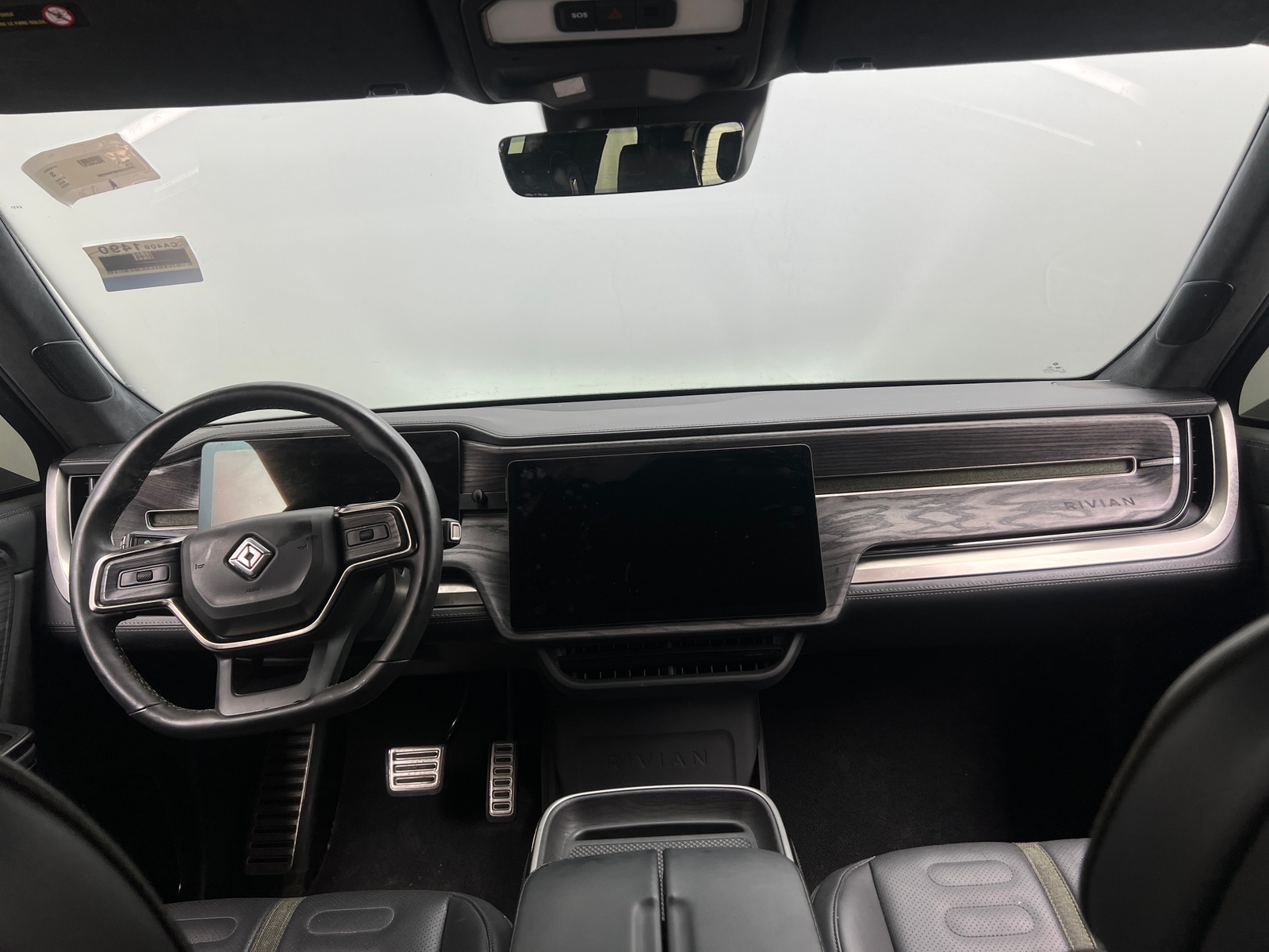 Thumbnail: 2023 Rivian R1S - 2