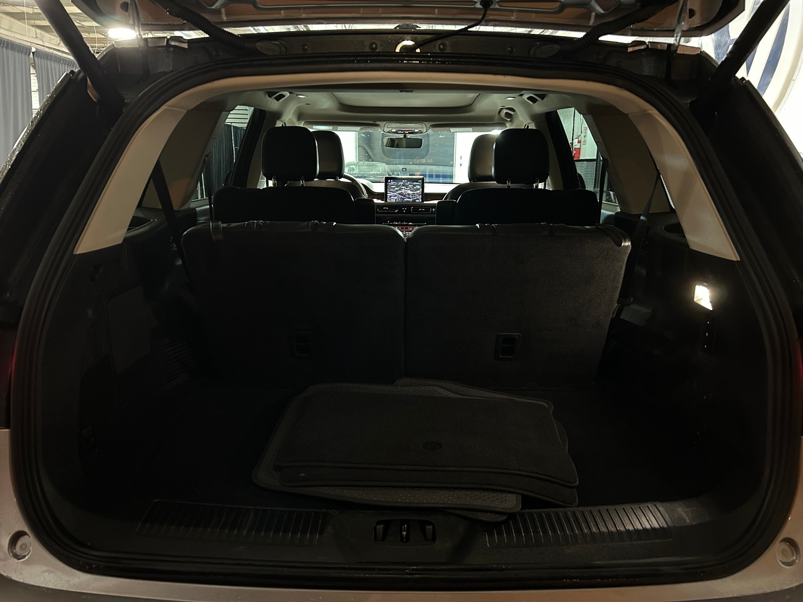 Thumbnail: 2024 Lincoln Aviator - 6