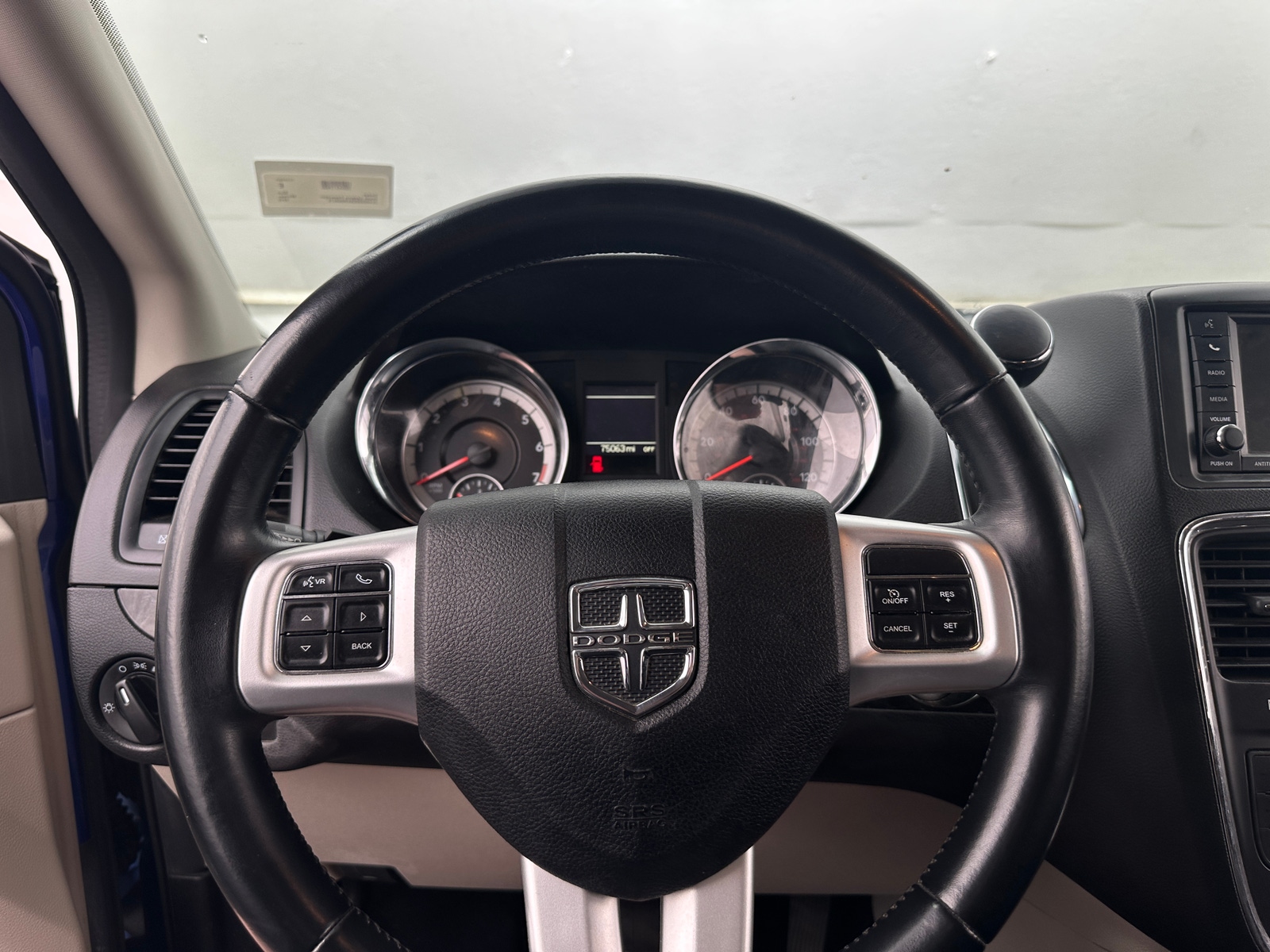 Thumbnail: 2019 Dodge Grand Caravan - 5