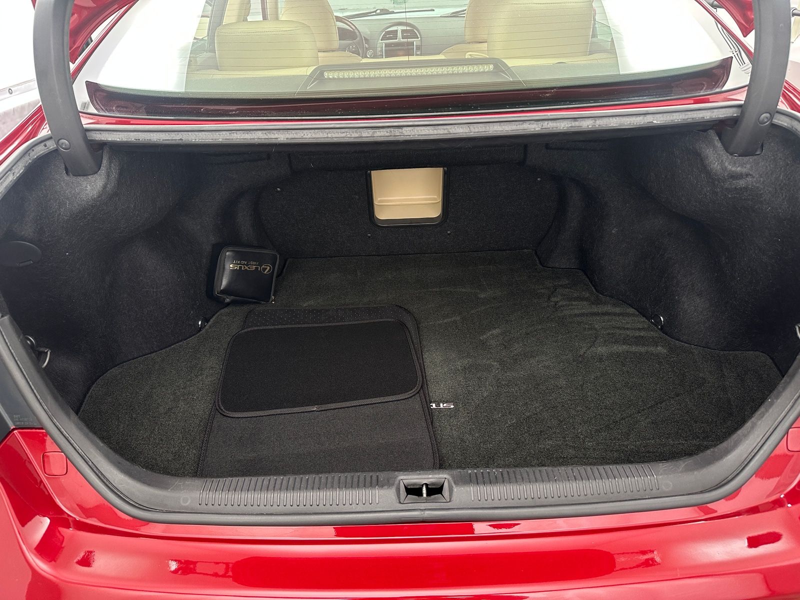 Thumbnail: 2011 Lexus ES - 7