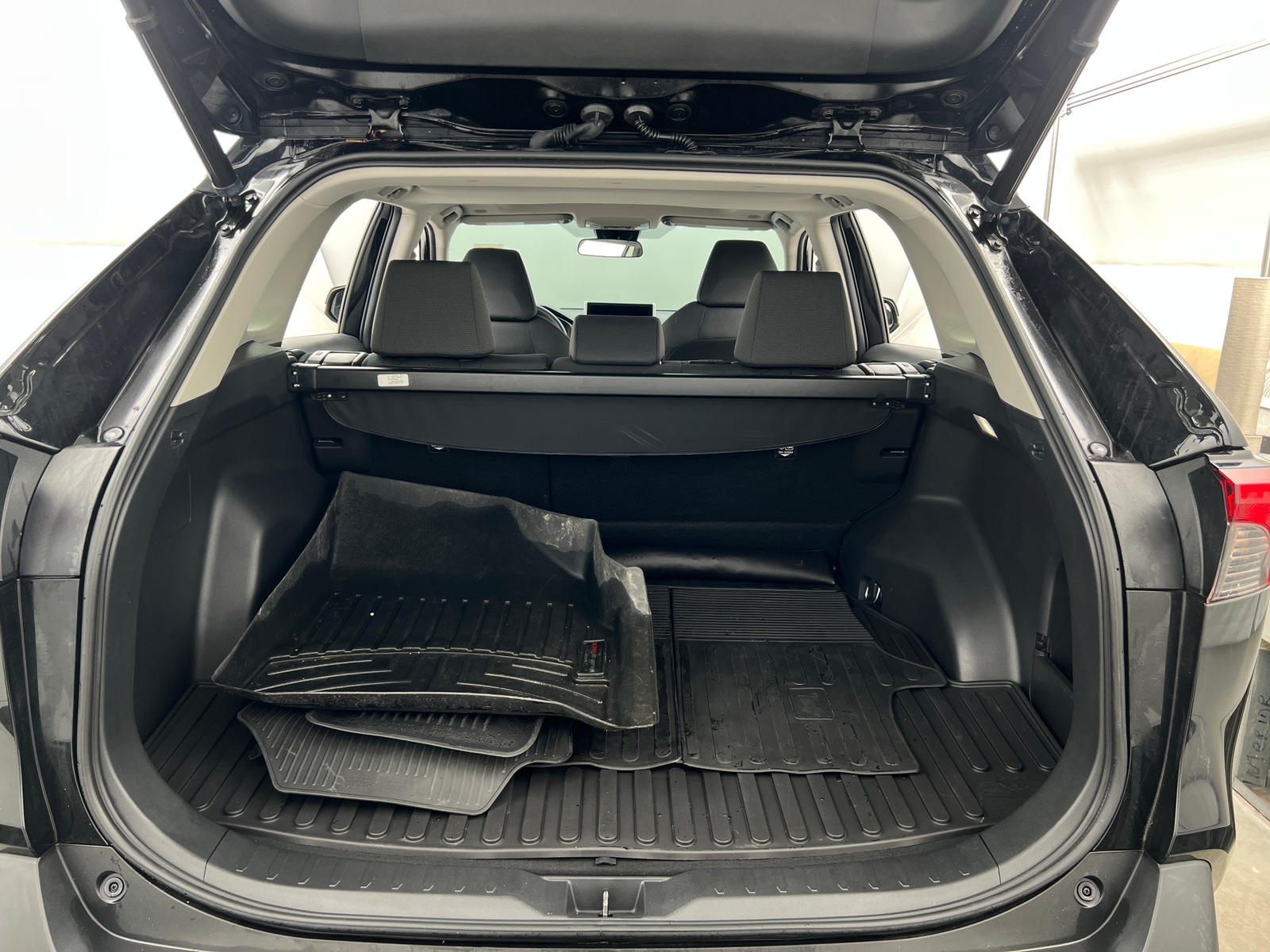 Thumbnail: 2023 Toyota RAV4 - 7