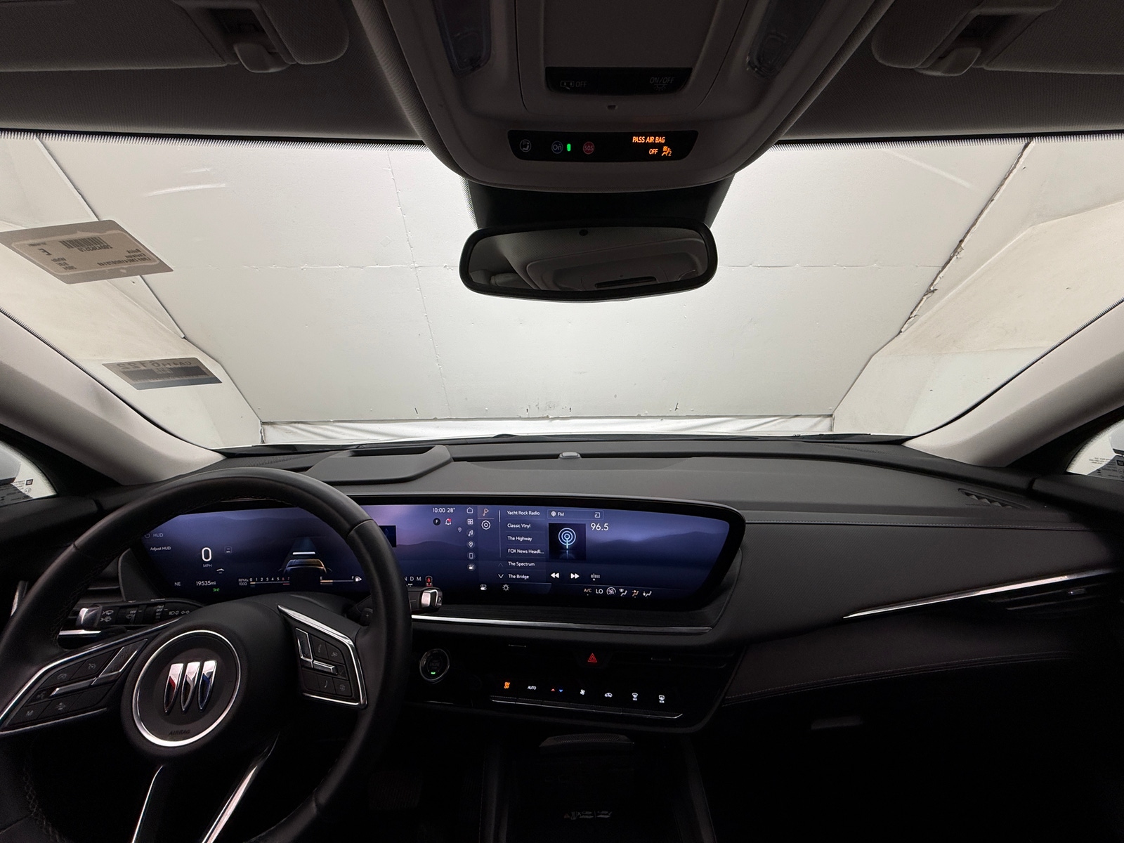 Thumbnail: 2024 Buick Envision - 3