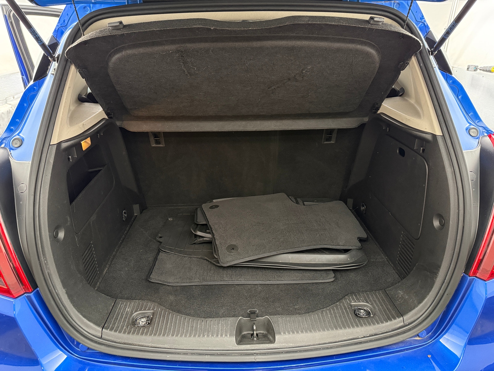 Thumbnail: 2018 Buick Encore - 7