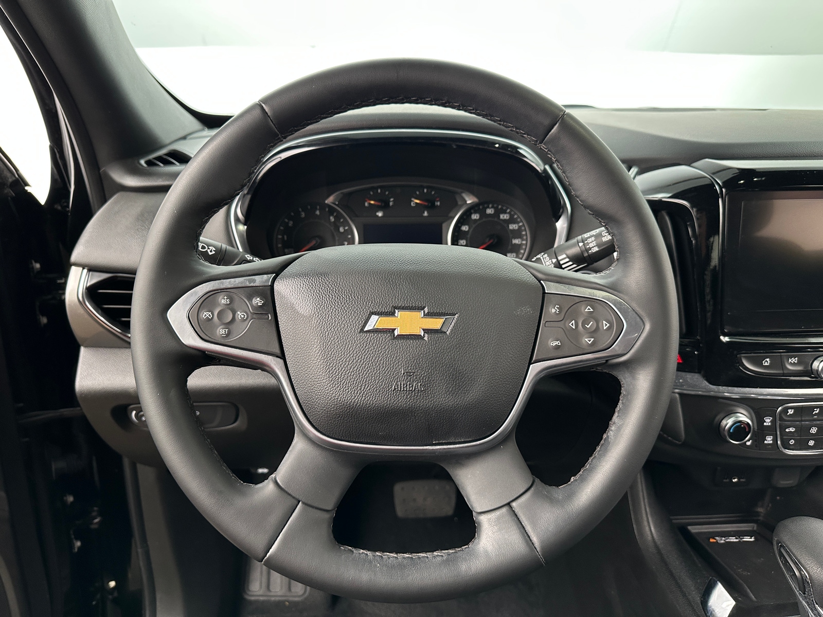 Thumbnail: 2023 Chevrolet Traverse - 5