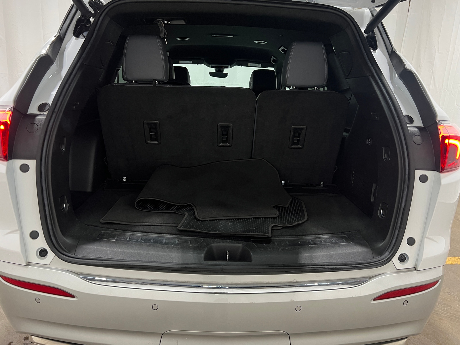 Thumbnail: 2024 Buick Enclave - 6