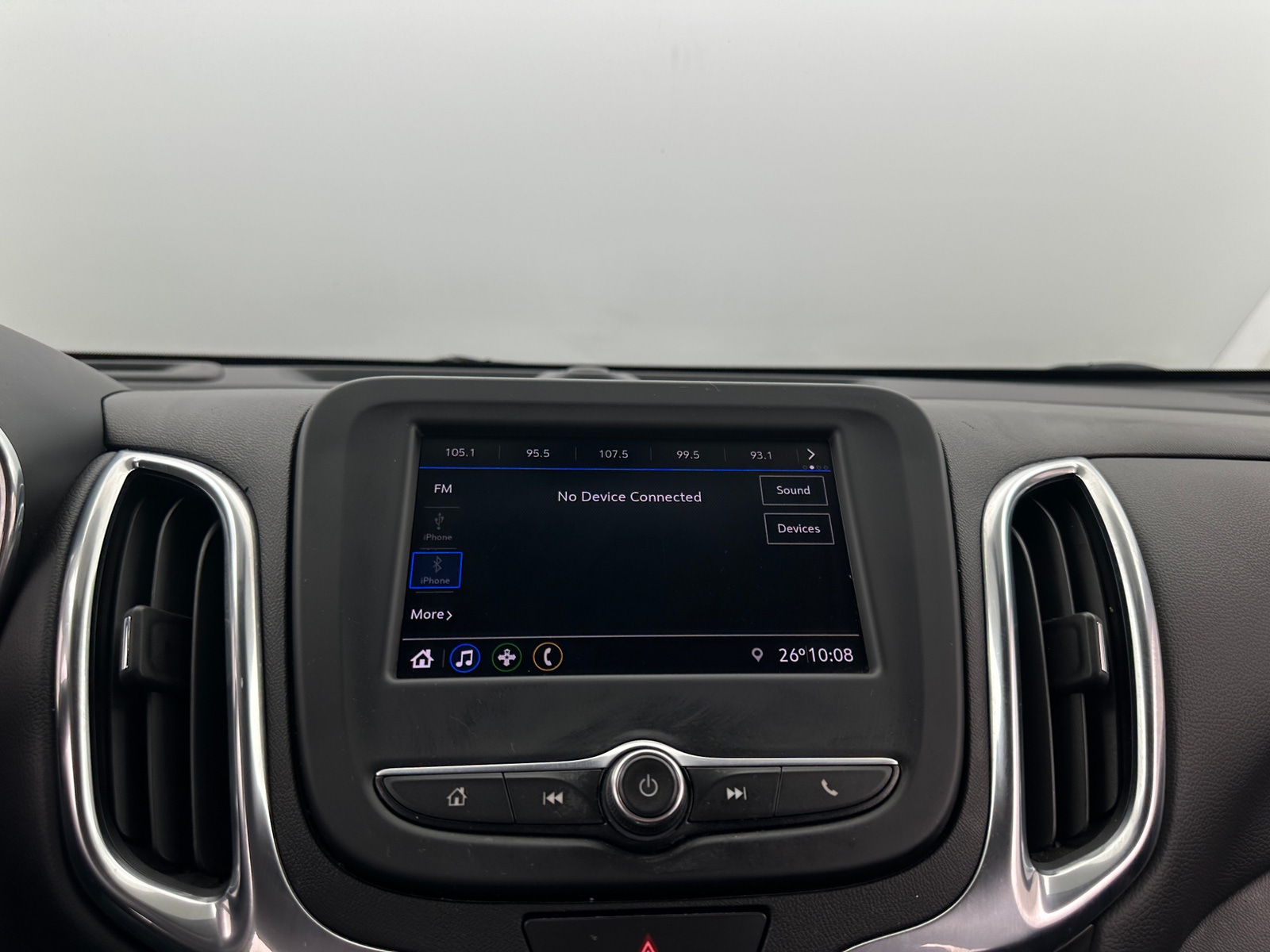 Thumbnail: 2021 Chevrolet Equinox - 4