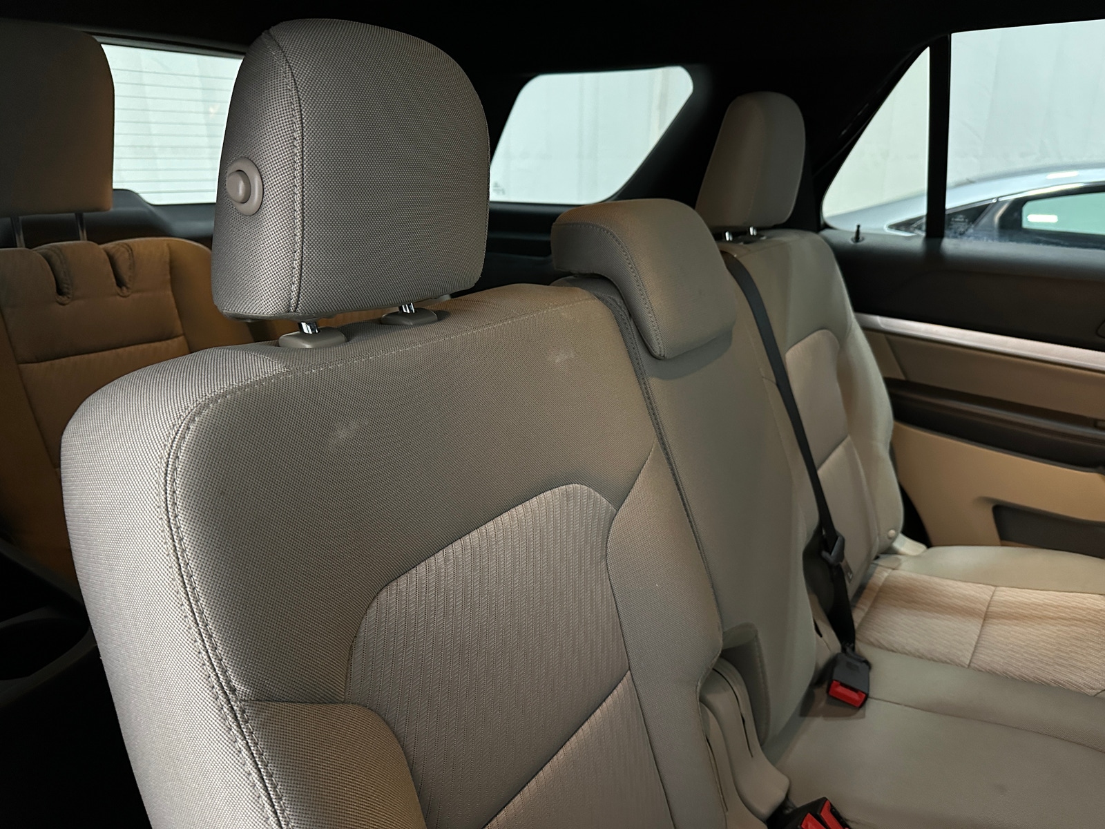 Thumbnail: 2019 Ford Explorer - 6