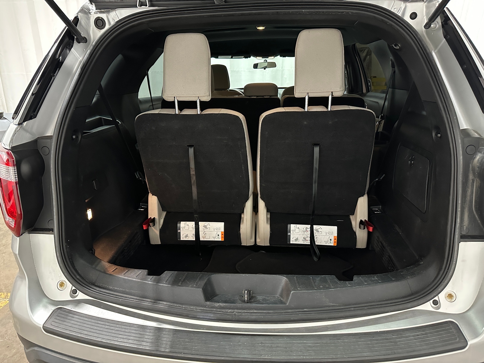 Thumbnail: 2019 Ford Explorer - 7