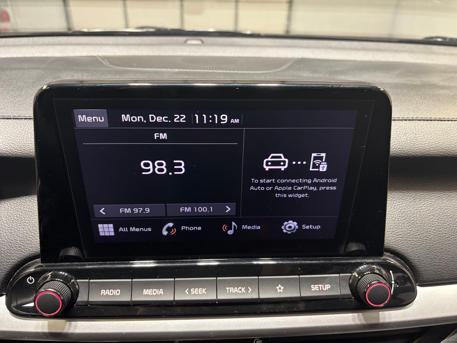 Thumbnail: 2024 Kia Forte - 4