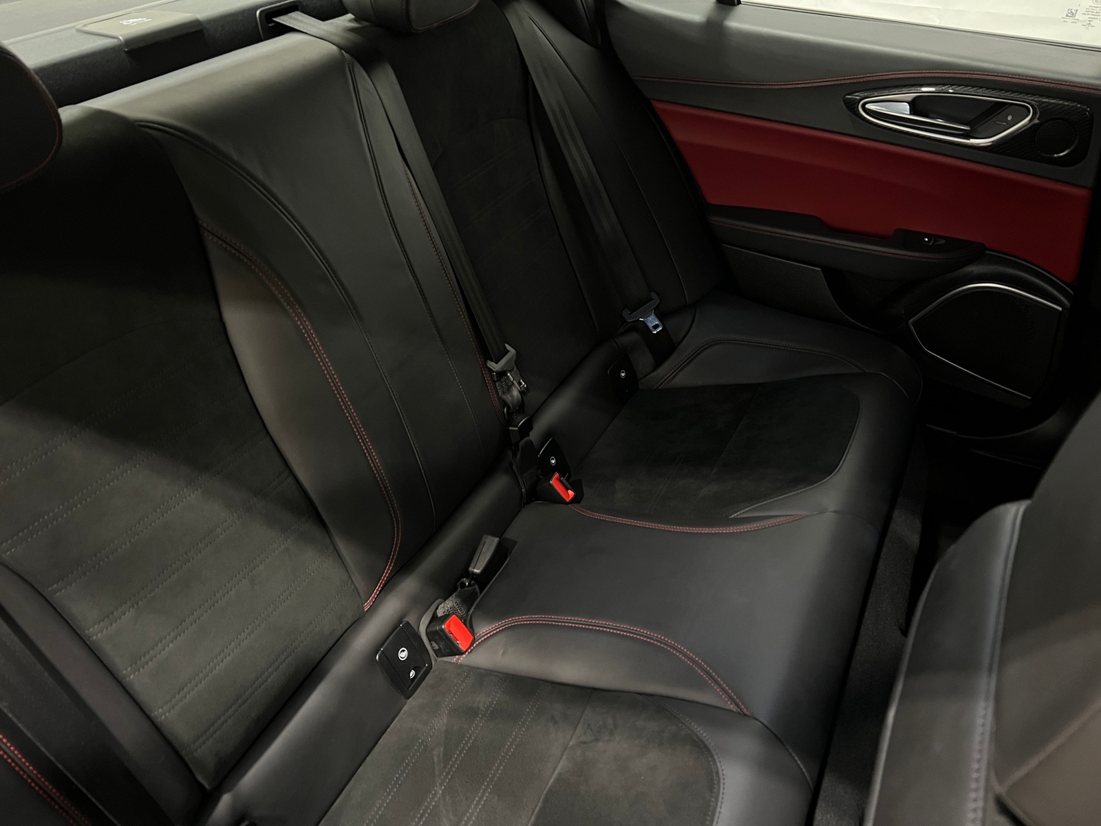 Thumbnail: 2018 Alfa Romeo Giulia - 5