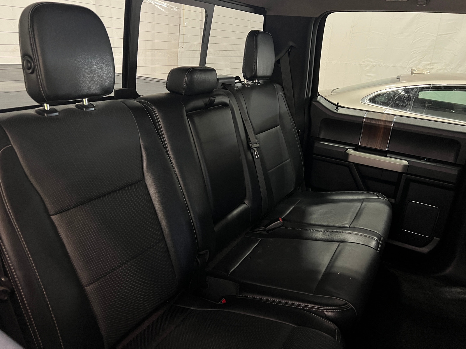 Thumbnail: 2017 Ford Econoline - 6