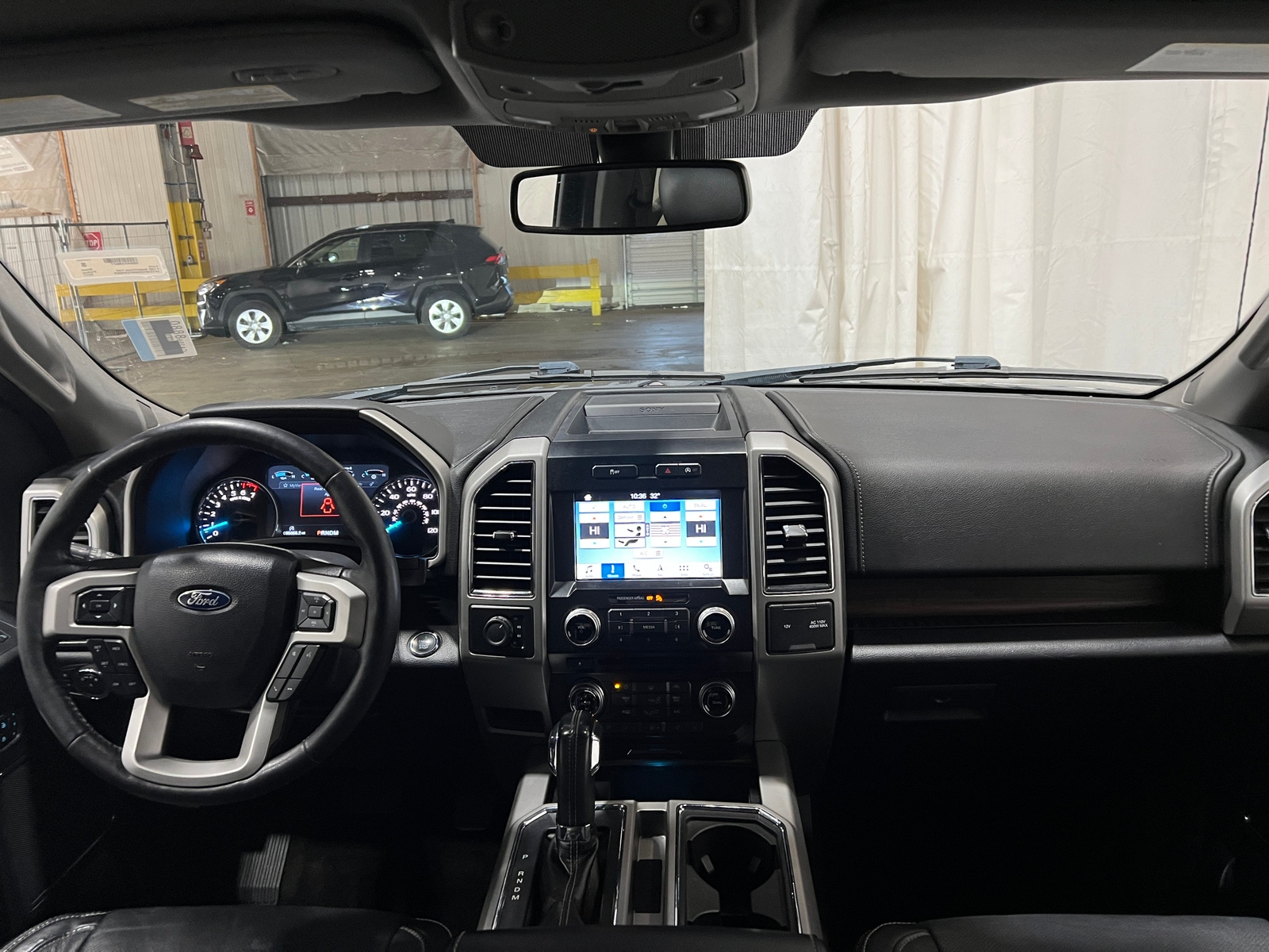 Thumbnail: 2017 Ford Econoline - 3