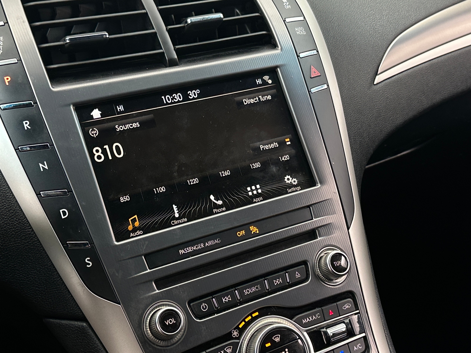 Thumbnail: 2017 Lincoln MKZ - 3