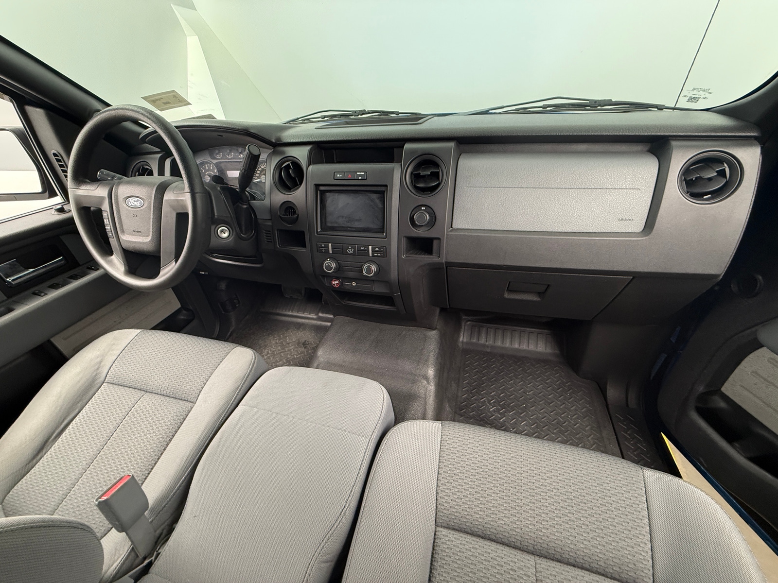 Thumbnail: 2014 Ford Econoline - 3