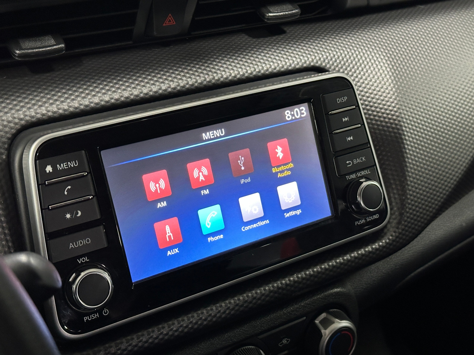 Thumbnail: 2018 Nissan Kicks - 4