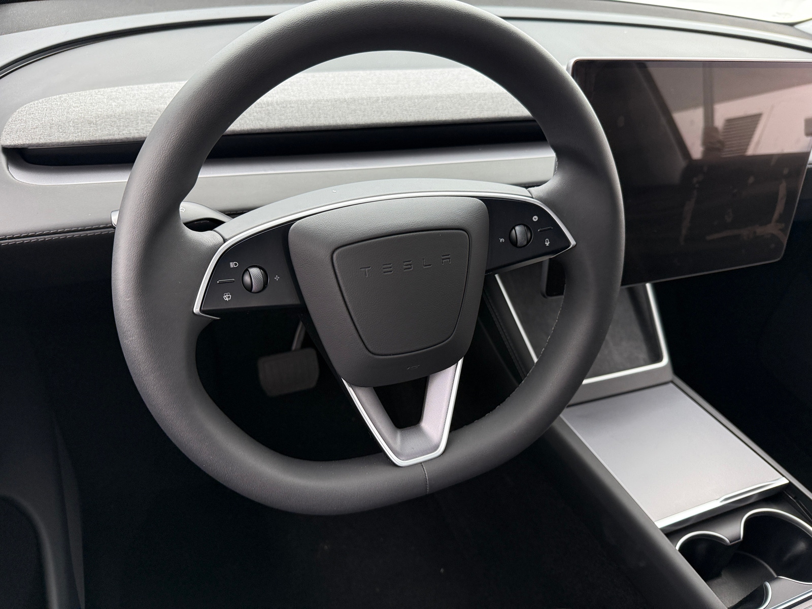 Thumbnail: 2026 Tesla Model Y - 4