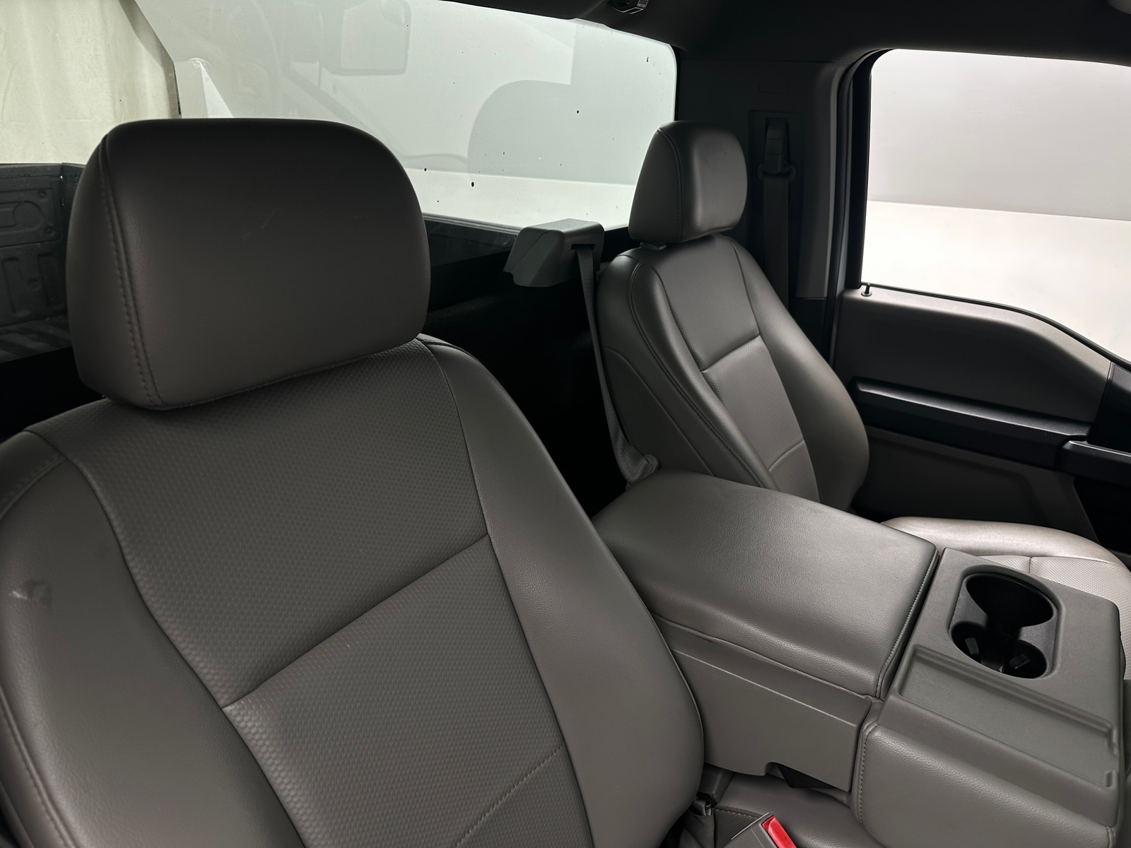 Thumbnail: 2018 Ford Econoline - 2