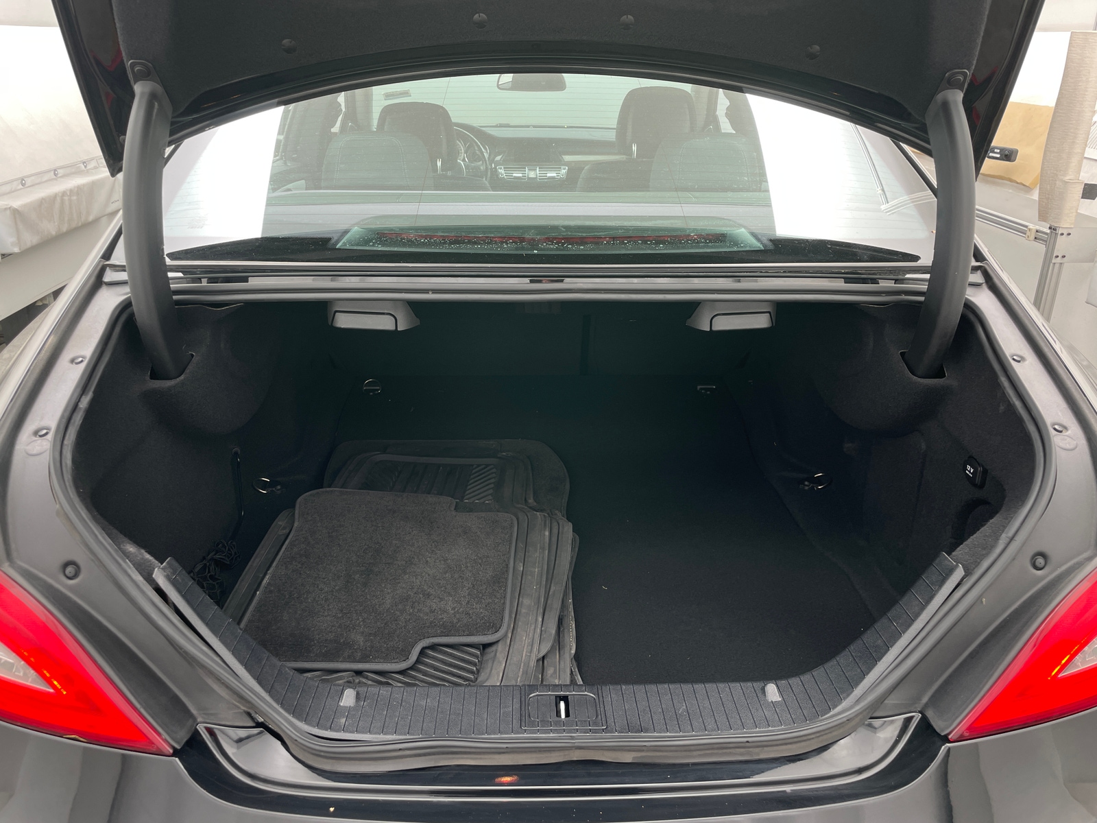 Thumbnail: 2014 Mercedes-Benz CLS - 4