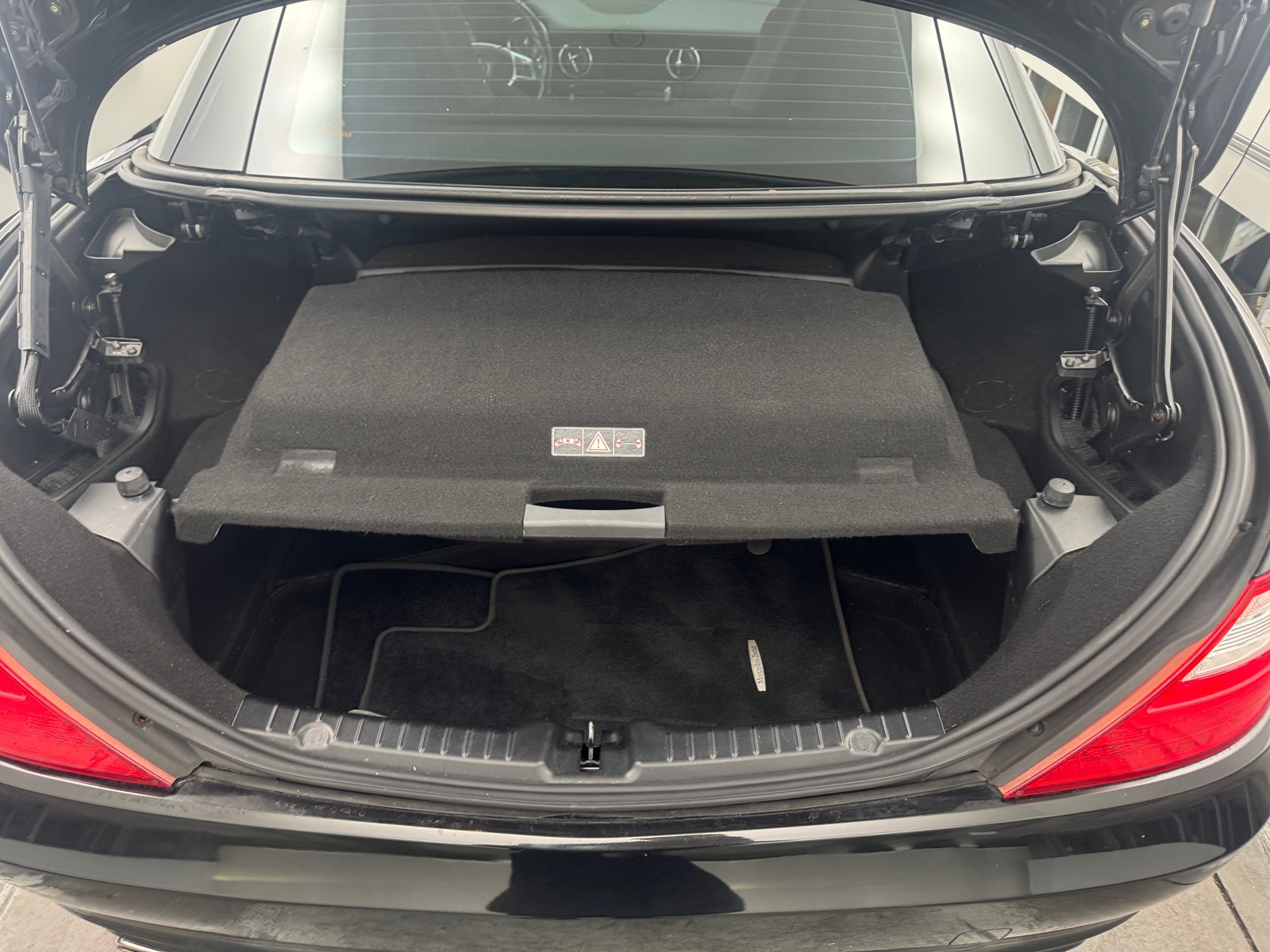 Thumbnail: 2012 Mercedes-Benz SLK - 5