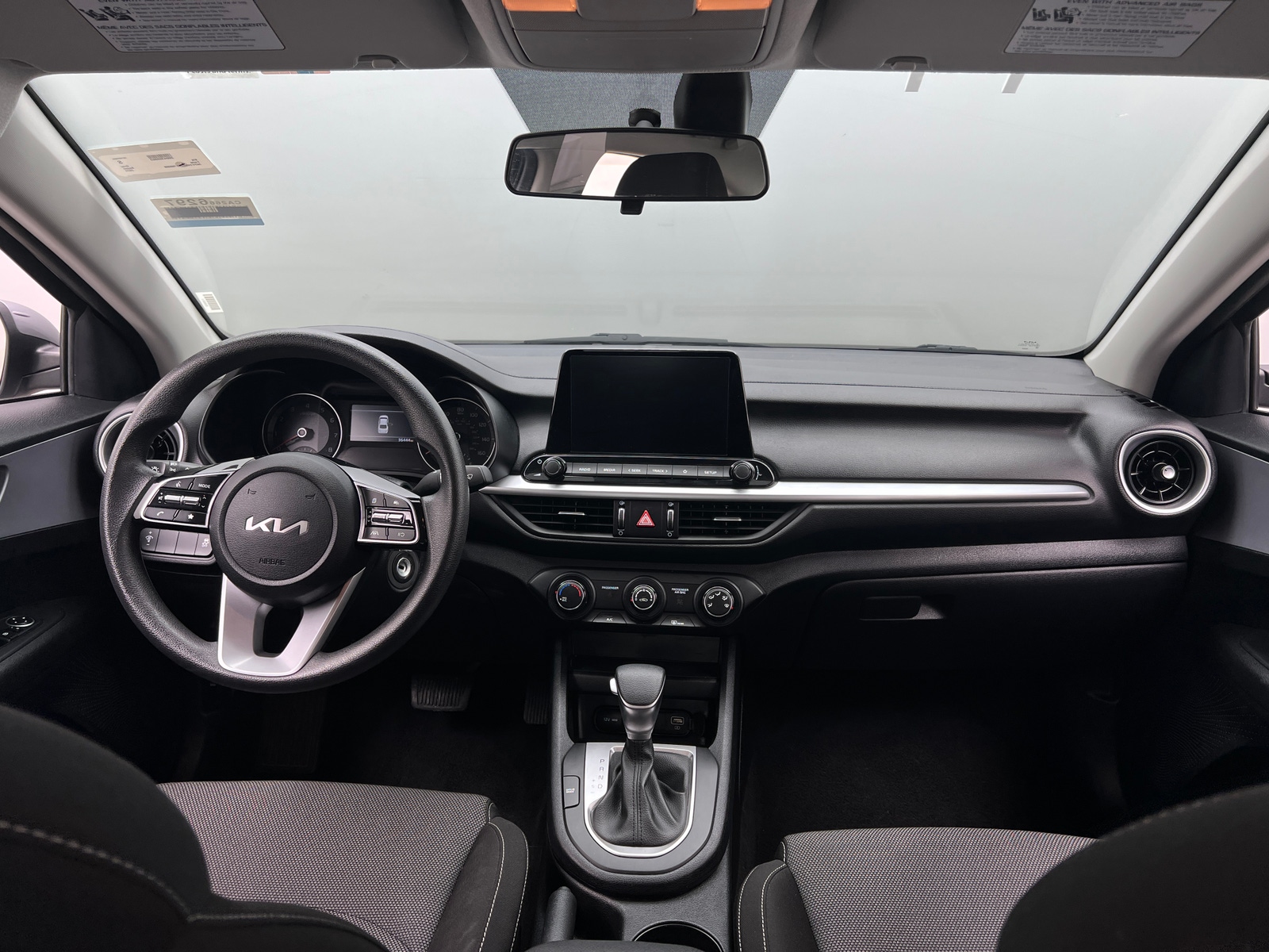 Thumbnail: 2024 Kia Forte - 3