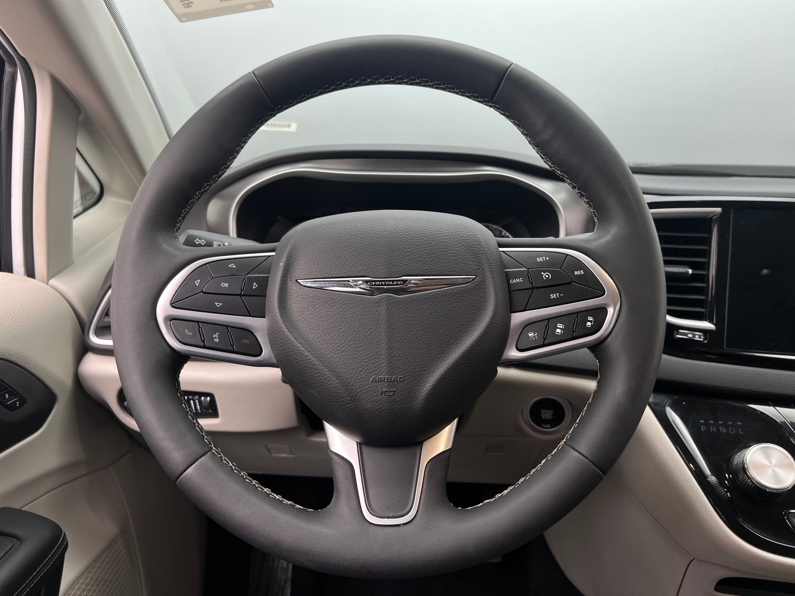 Thumbnail: 2024 Chrysler Pacifica - 4