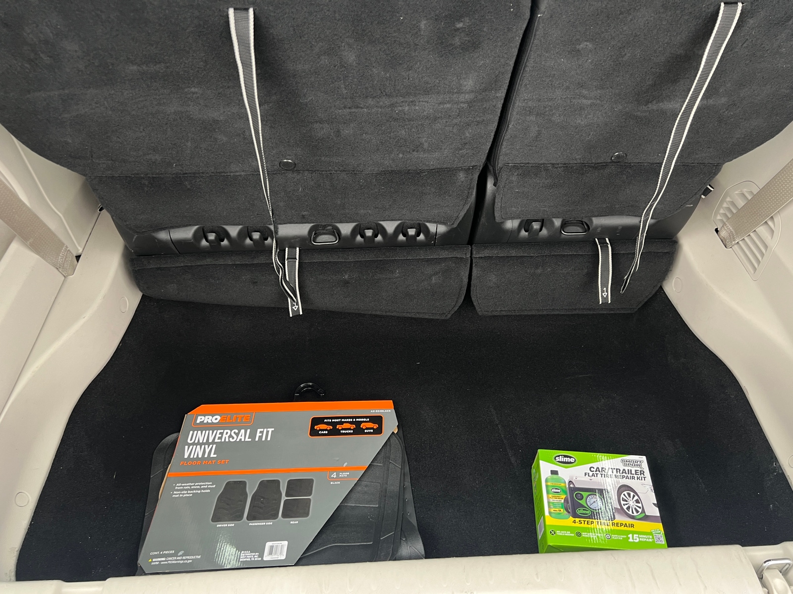 Thumbnail: 2024 Chrysler Pacifica - 6