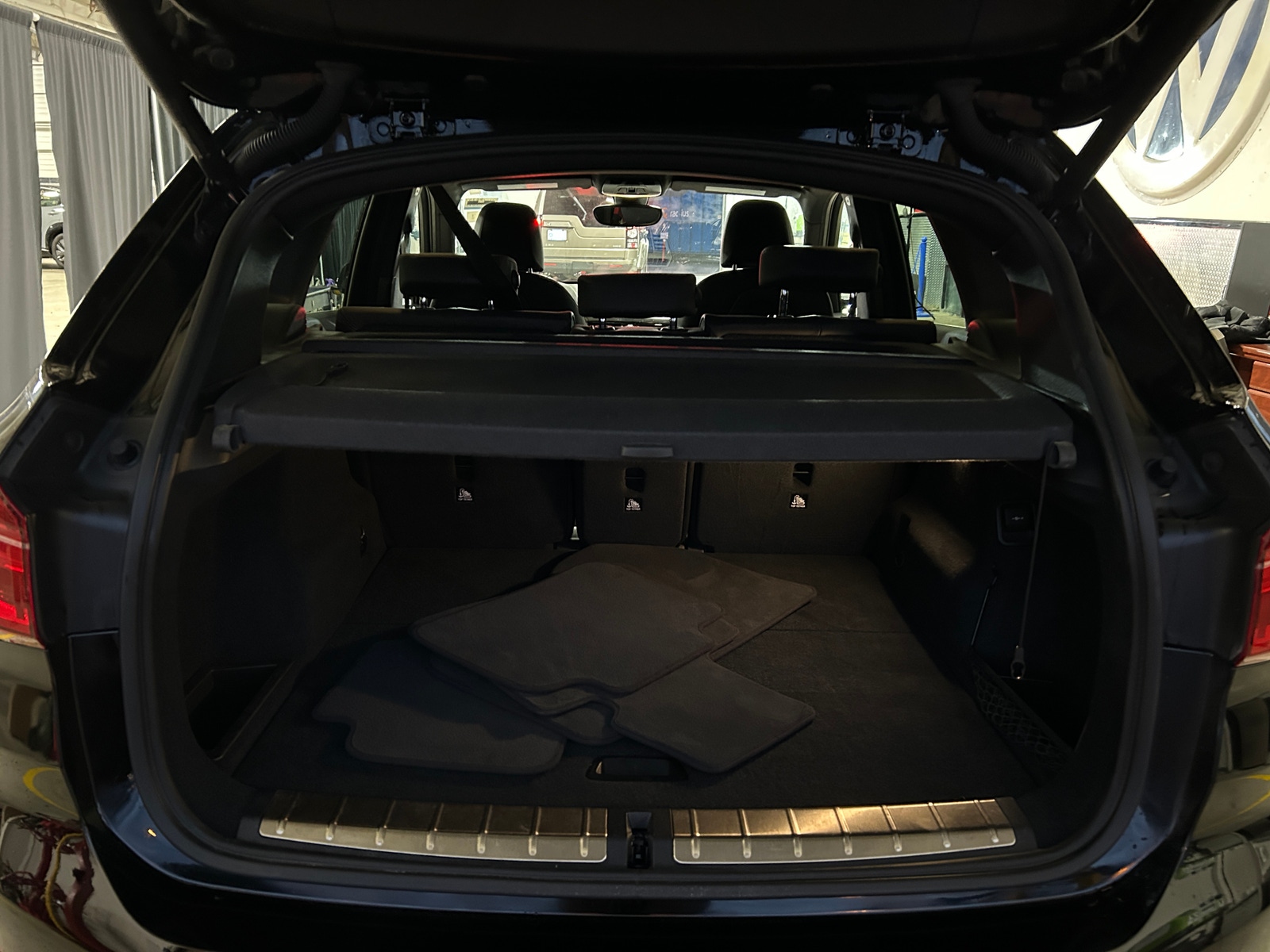 Thumbnail: 2019 BMW X1 - 6