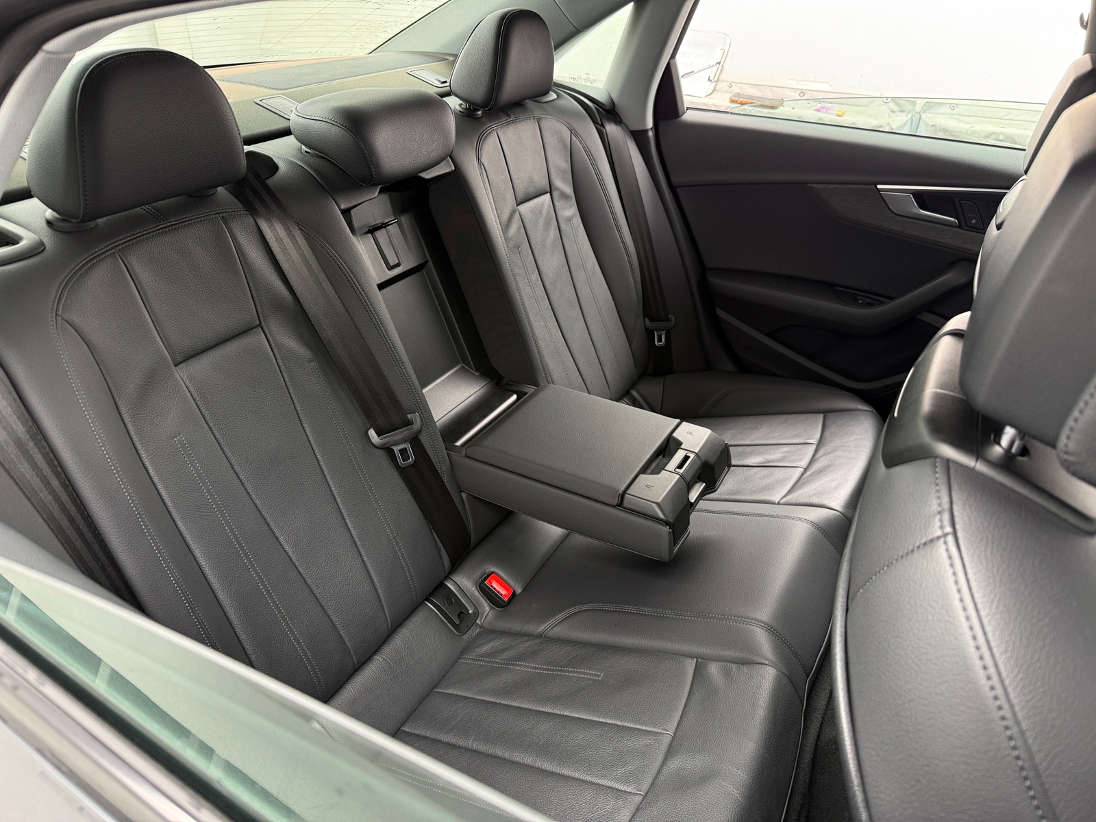 Thumbnail: 2019 Audi A4 - 5