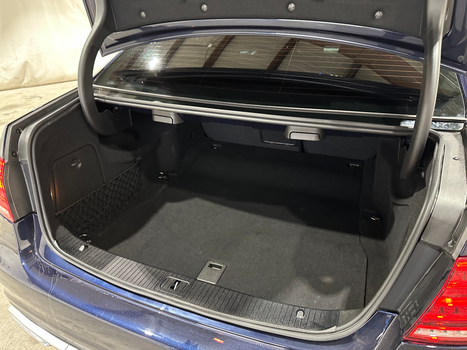 Thumbnail: 2014 Mercedes-Benz E-Class - 6