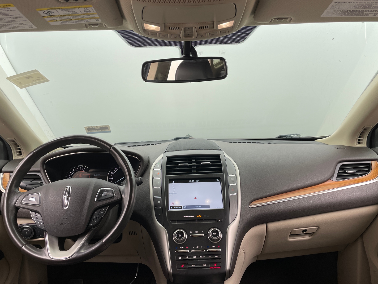 Thumbnail: 2017 Lincoln MKC - 2