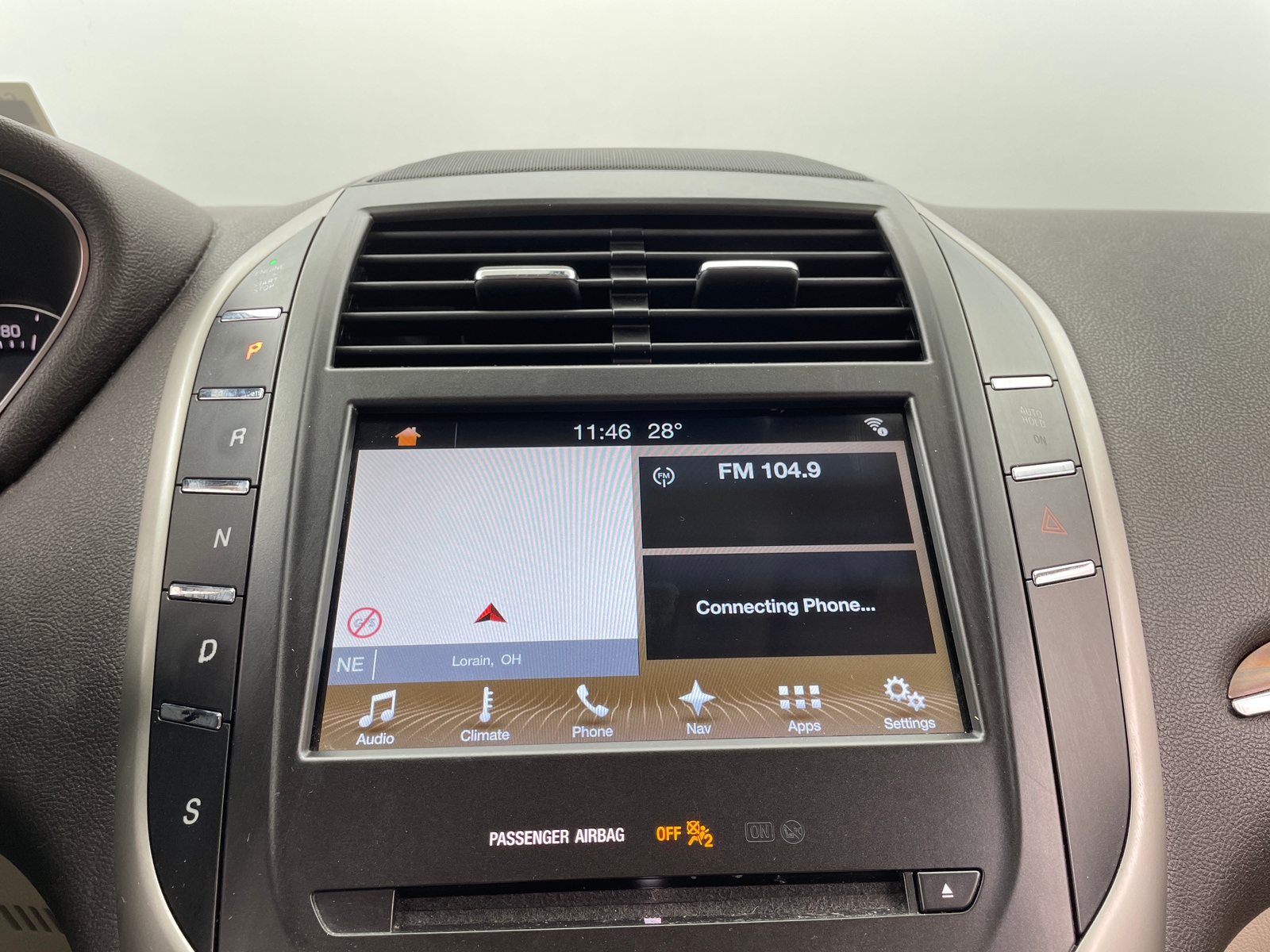 Thumbnail: 2017 Lincoln MKC - 3