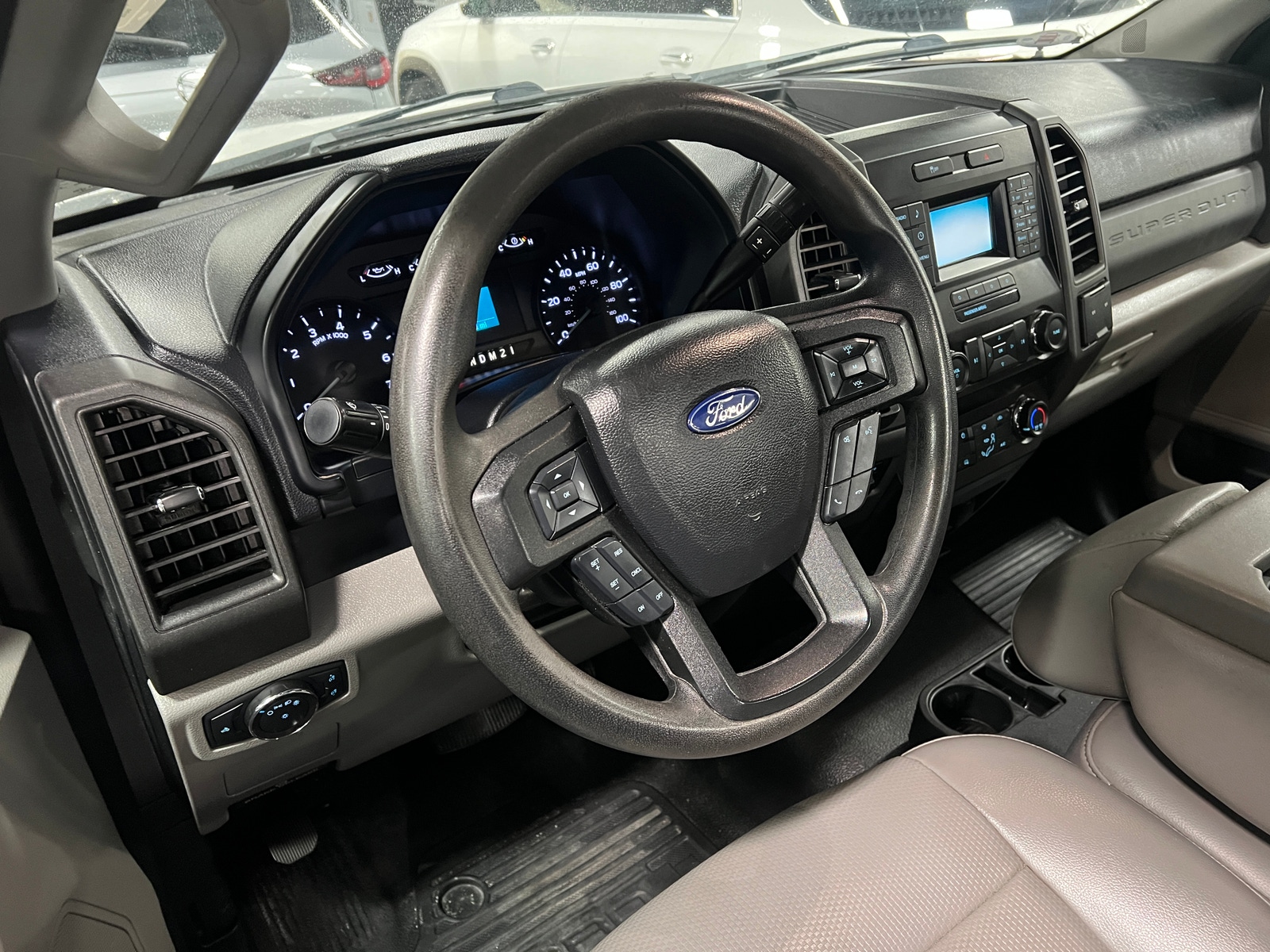 Thumbnail: 2019 Ford Econoline - 4