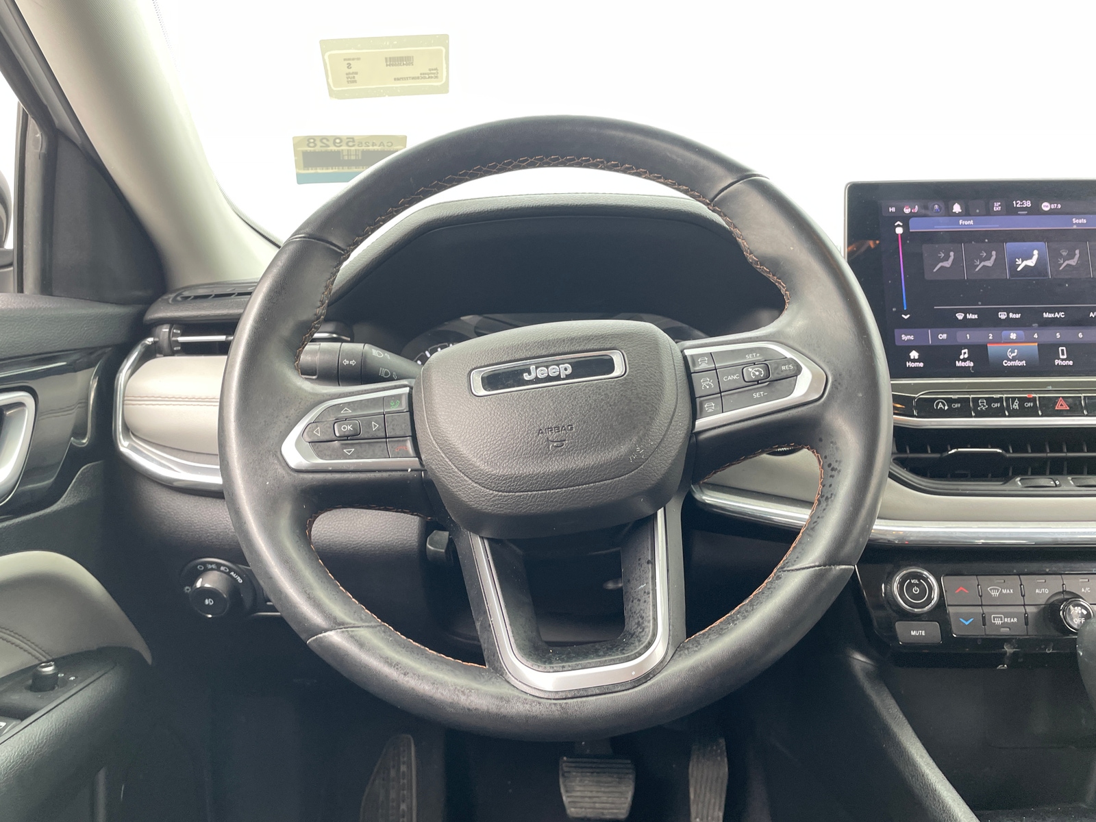 Thumbnail: 2022 Jeep Compass - 4