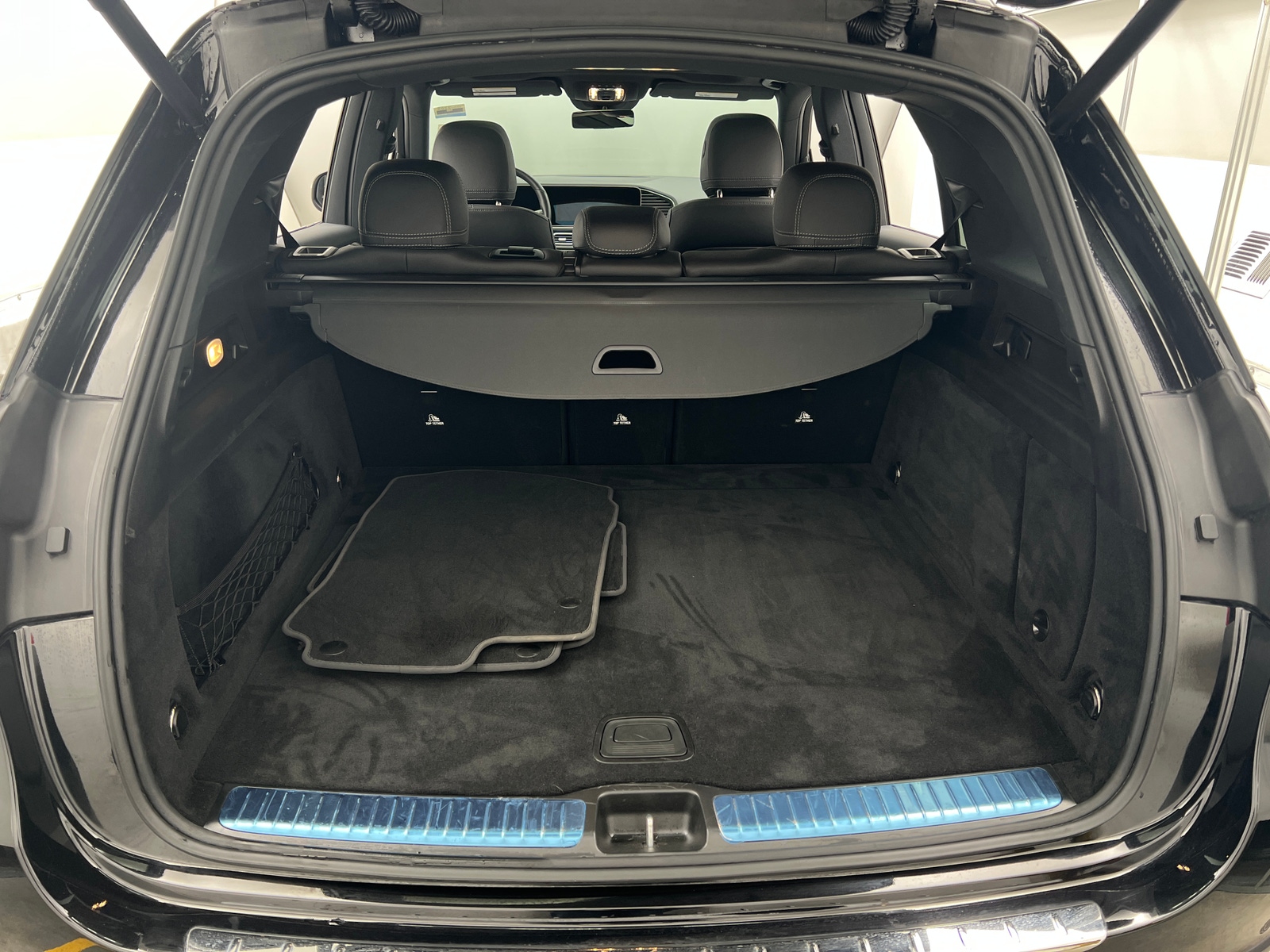 Thumbnail: 2025 Mercedes-Benz GLE - 6