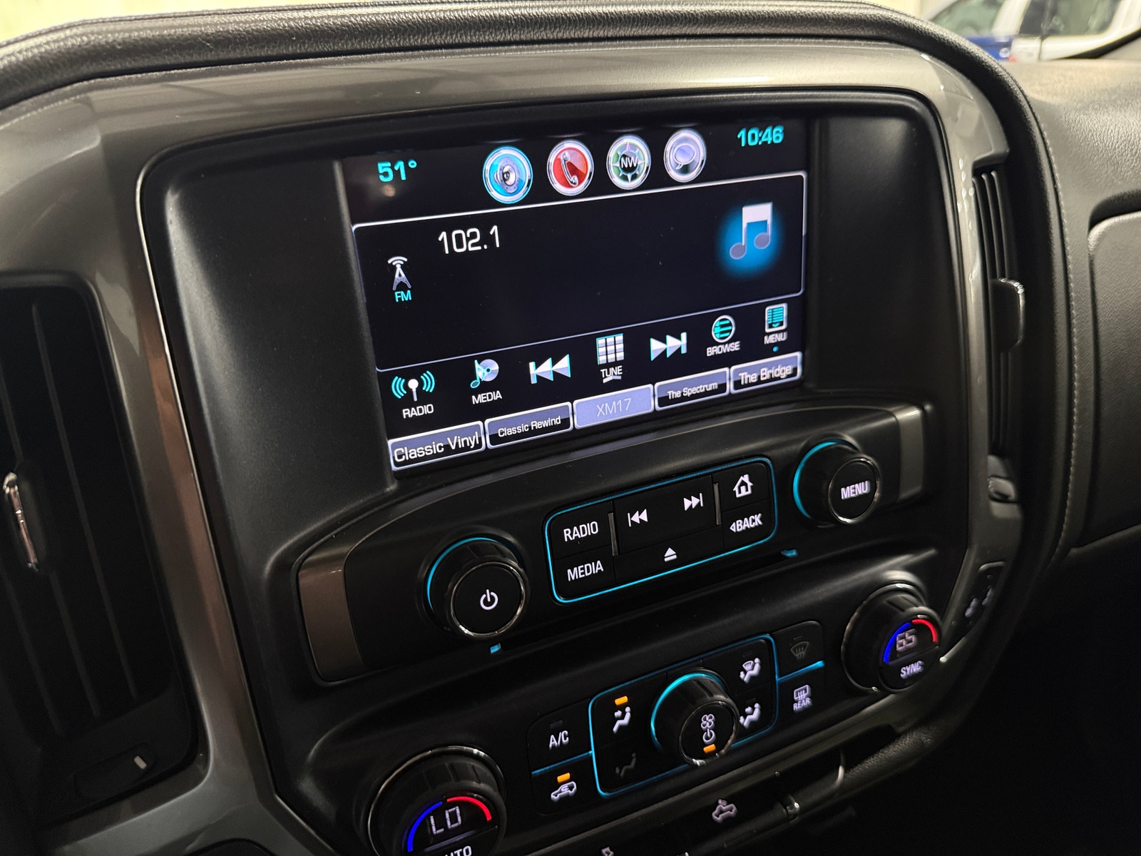 Thumbnail: 2018 Chevrolet Silverado 1500 - 3