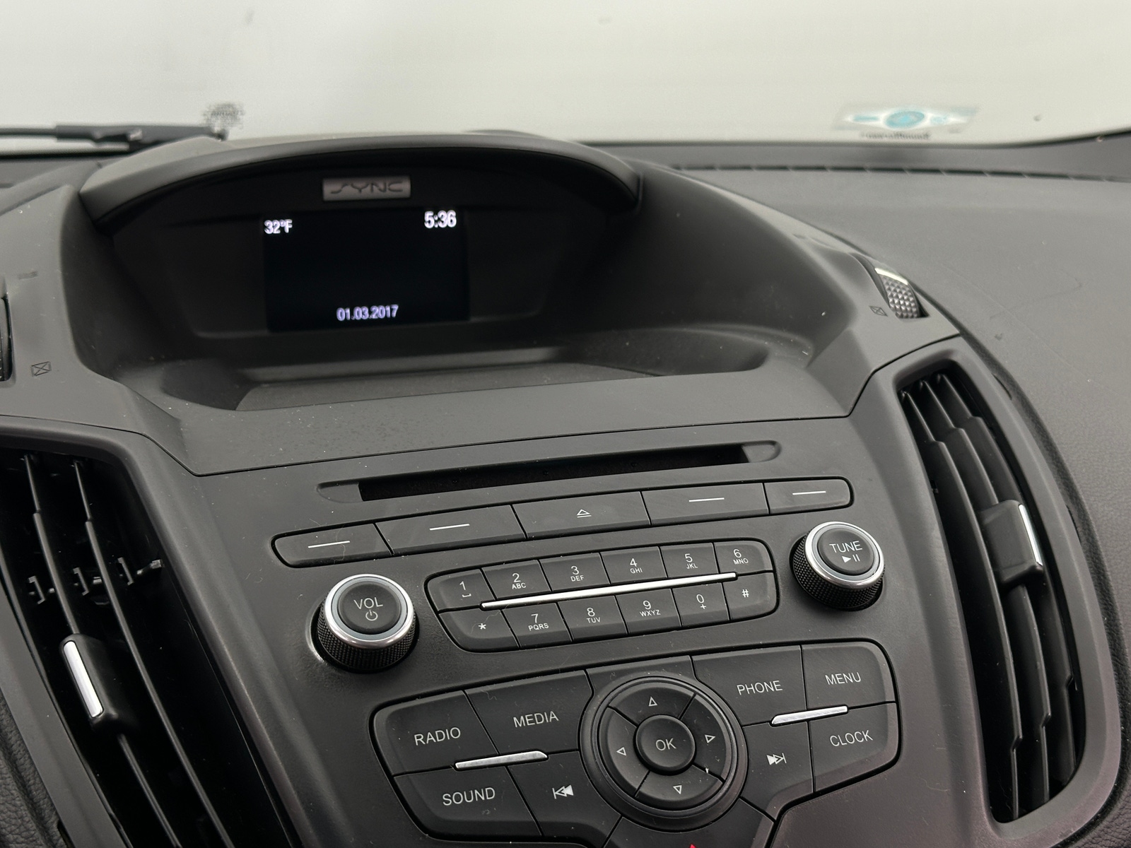 Thumbnail: 2017 Ford Escape - 4