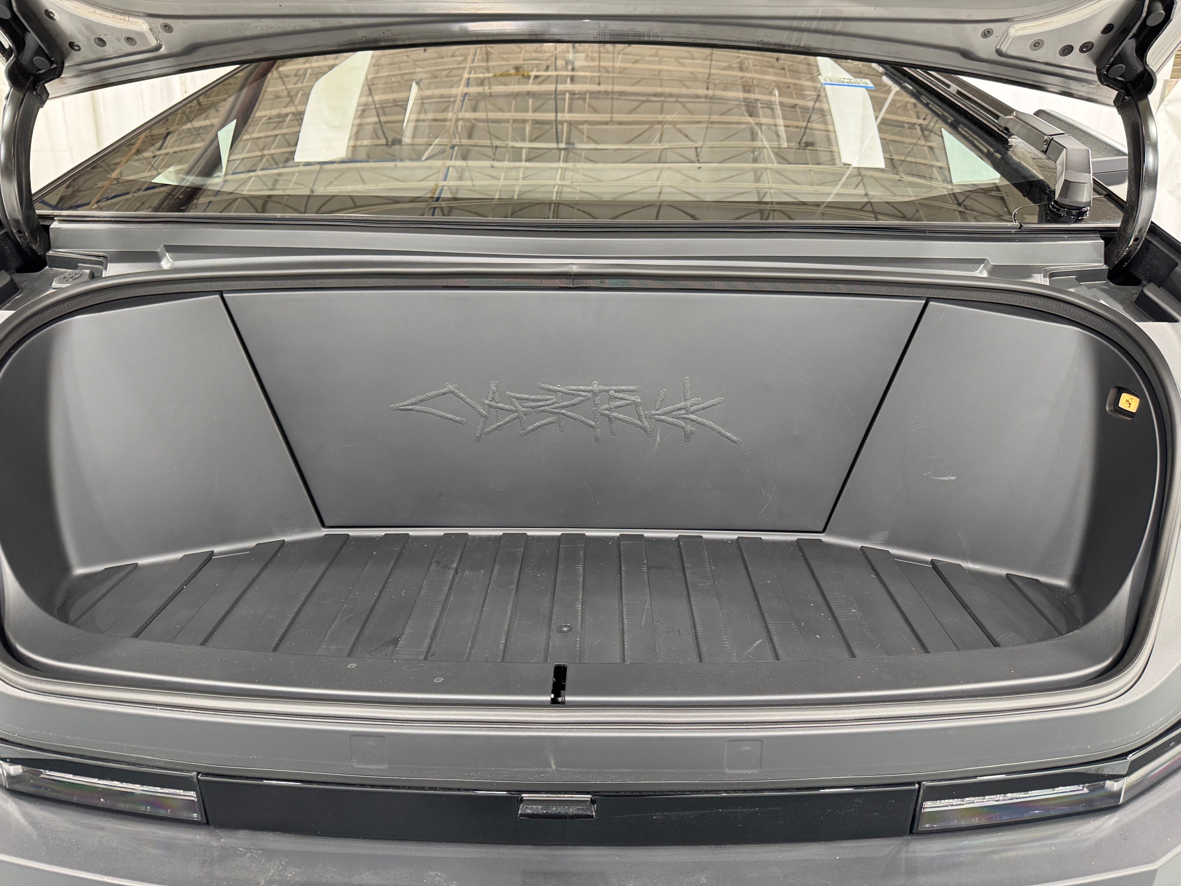 2025 Tesla Cybertruck