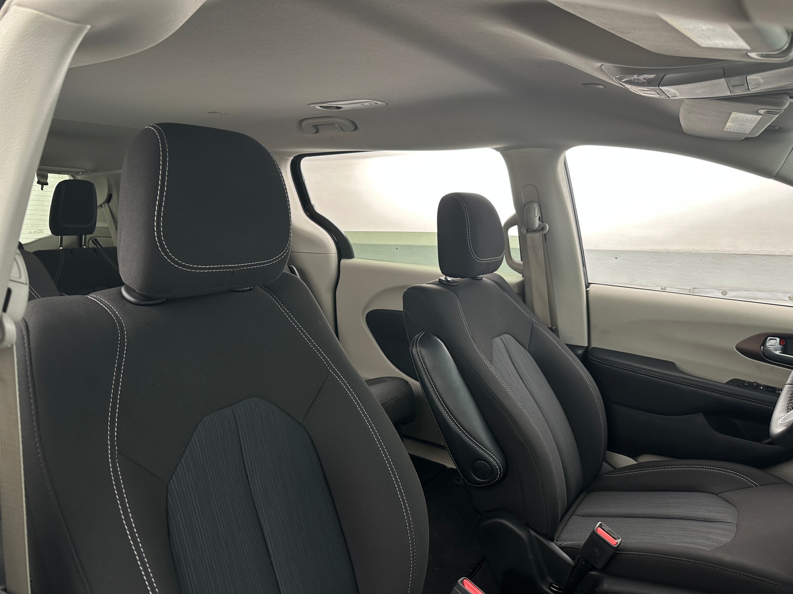 Thumbnail: 2024 Chrysler Voyager - 2